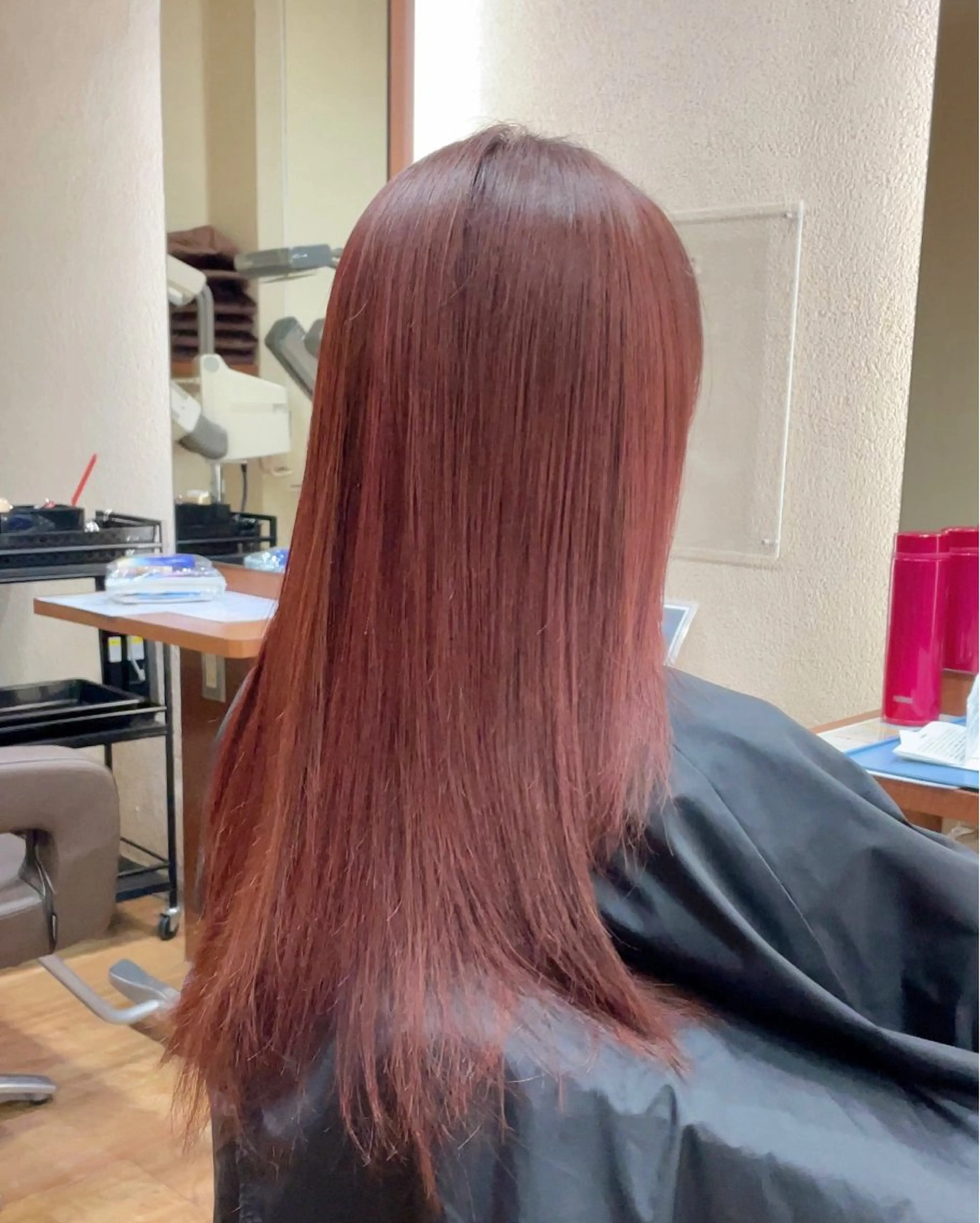 ロング カラー 藤田 翔子のヘアスタイル
