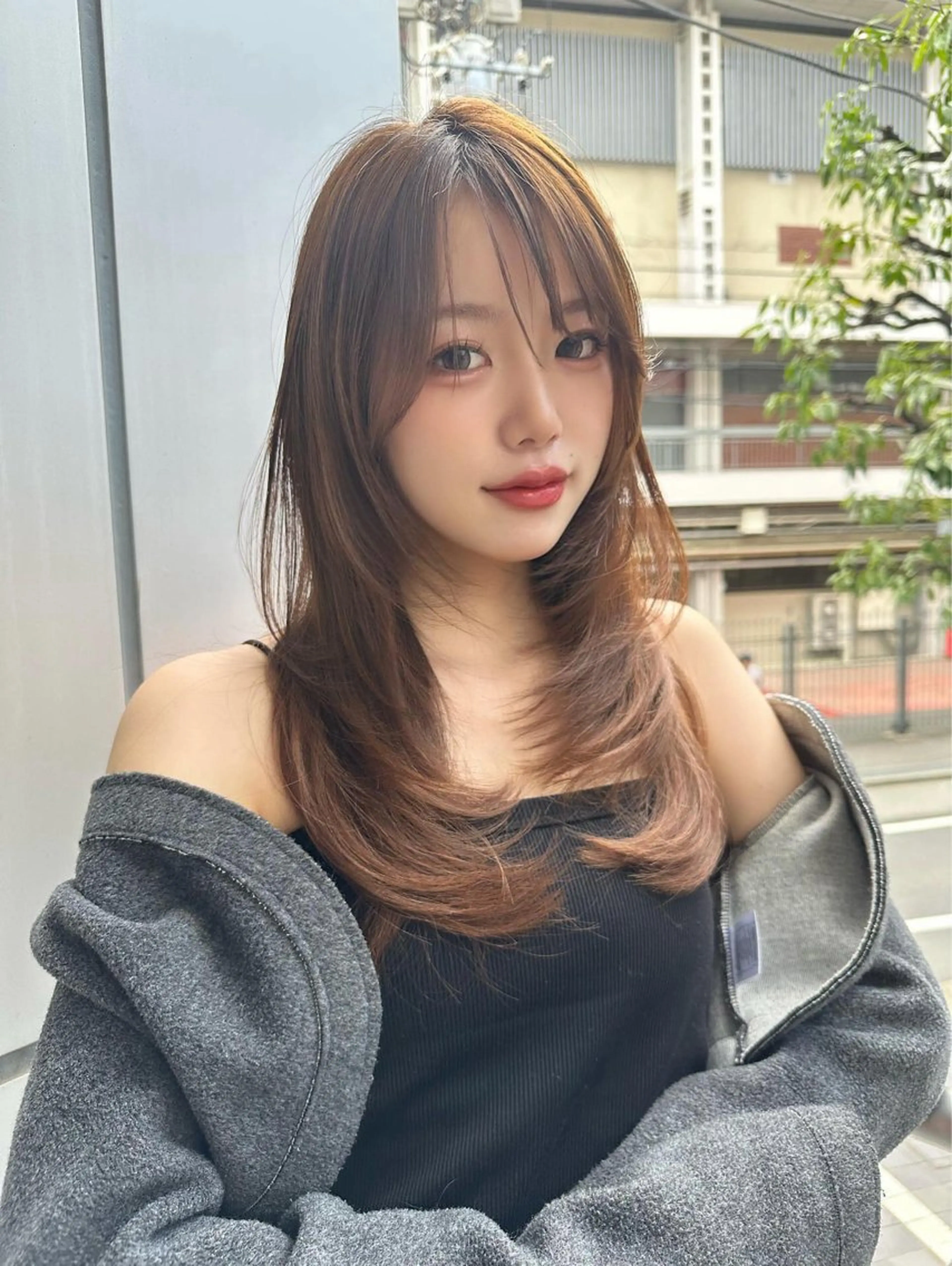 ロング カラー カット ヘアカラー トリートメント 韓国ヘア🇰🇷 透明感カラー🩶のヘアスタイル