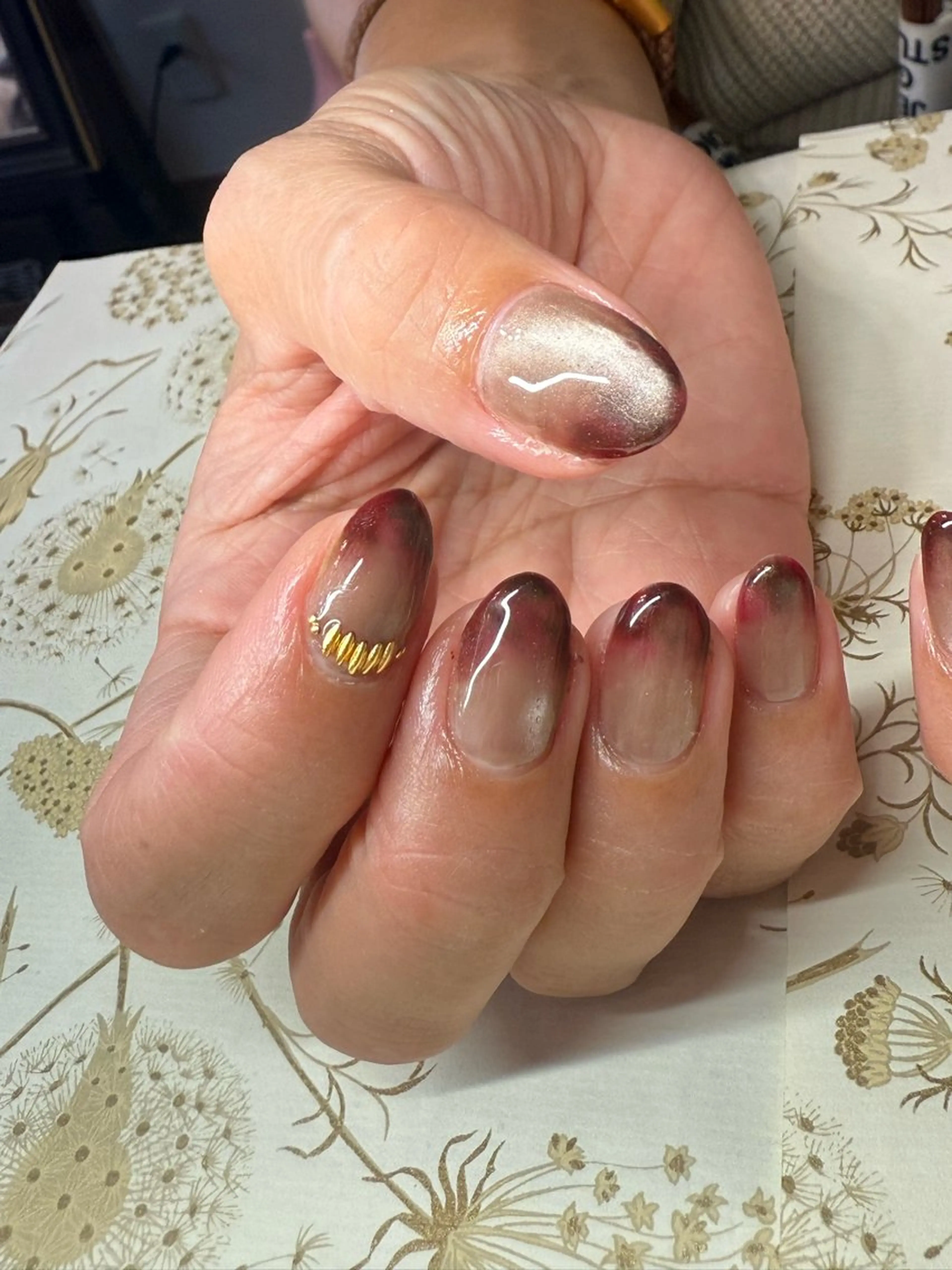 ネイル ボルドー 冬ネイル ハンドネイル miel nailのネイルデザイン