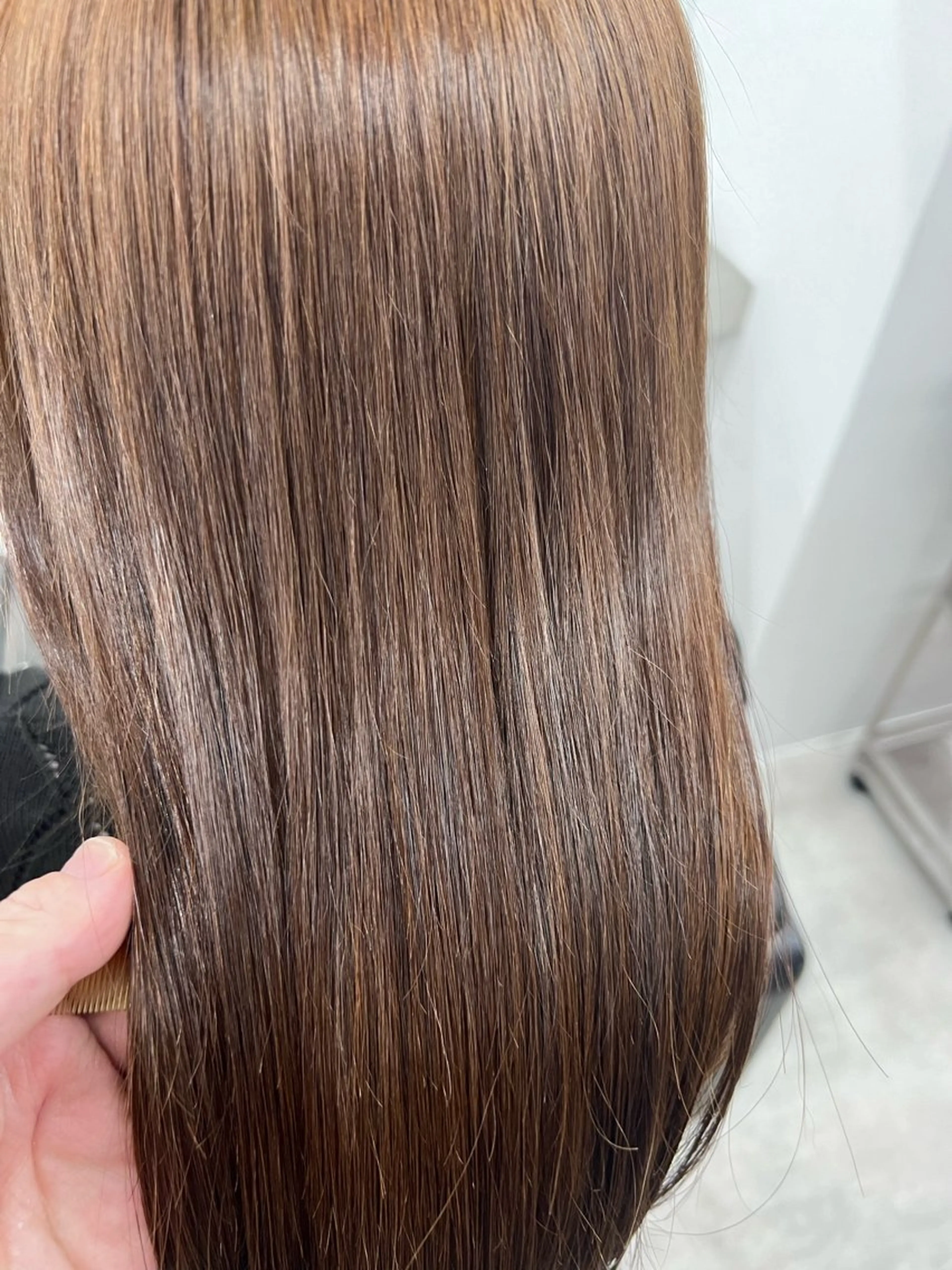 セミロング カラー カット ヘアカラー トリートメント Bei Licoldo.Atole  ベイリコルド アトリ所属・ブリーチ、縮毛 髪質改善　宮城一真のヘアスタイル