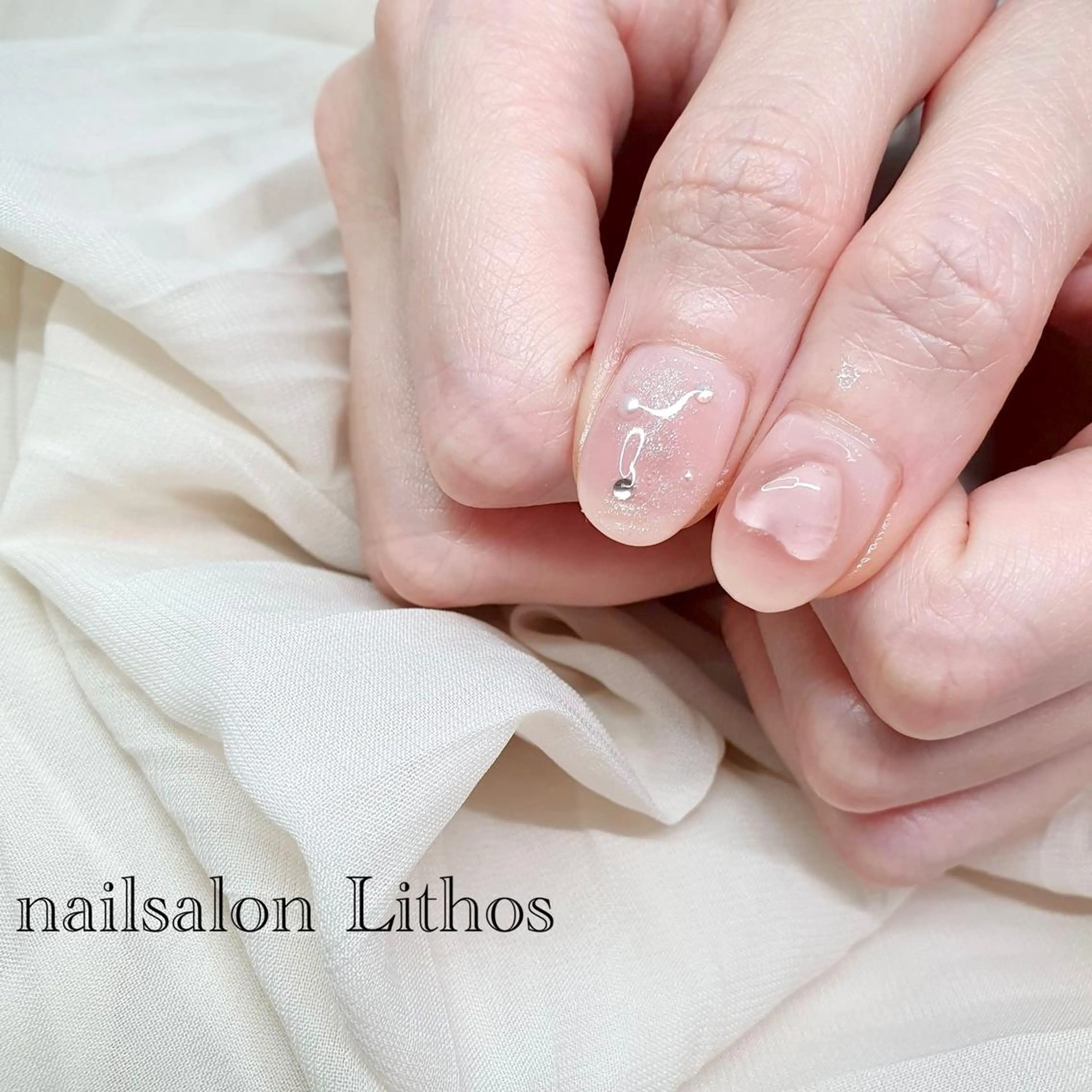 ネイル ハート ぷっくりネイル ハンドネイル nailsalon Lithos所属・nailsalon Recontreのネイルデザイン