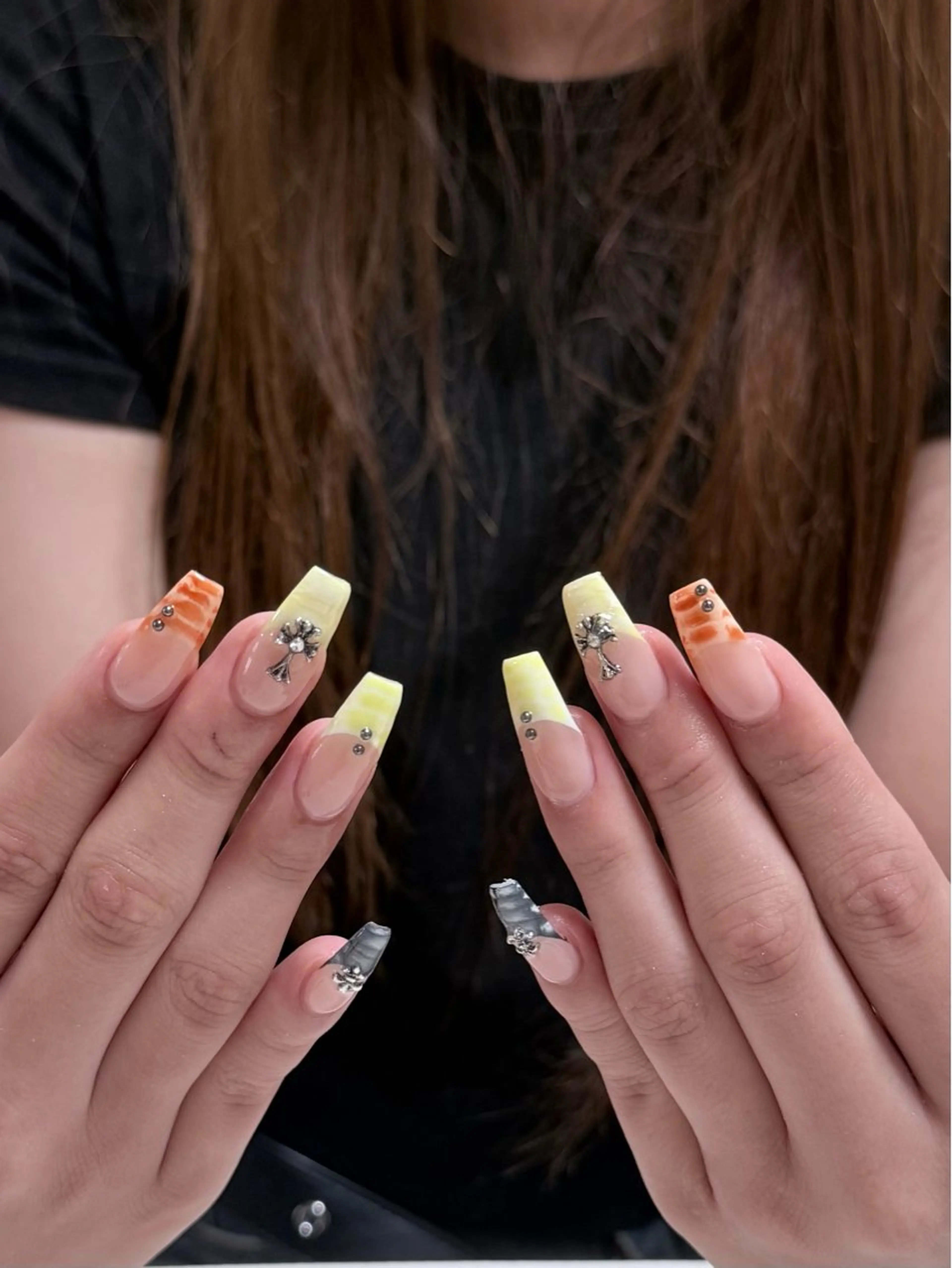 ネイル ハンドネイル BERA NAILSのネイルデザイン