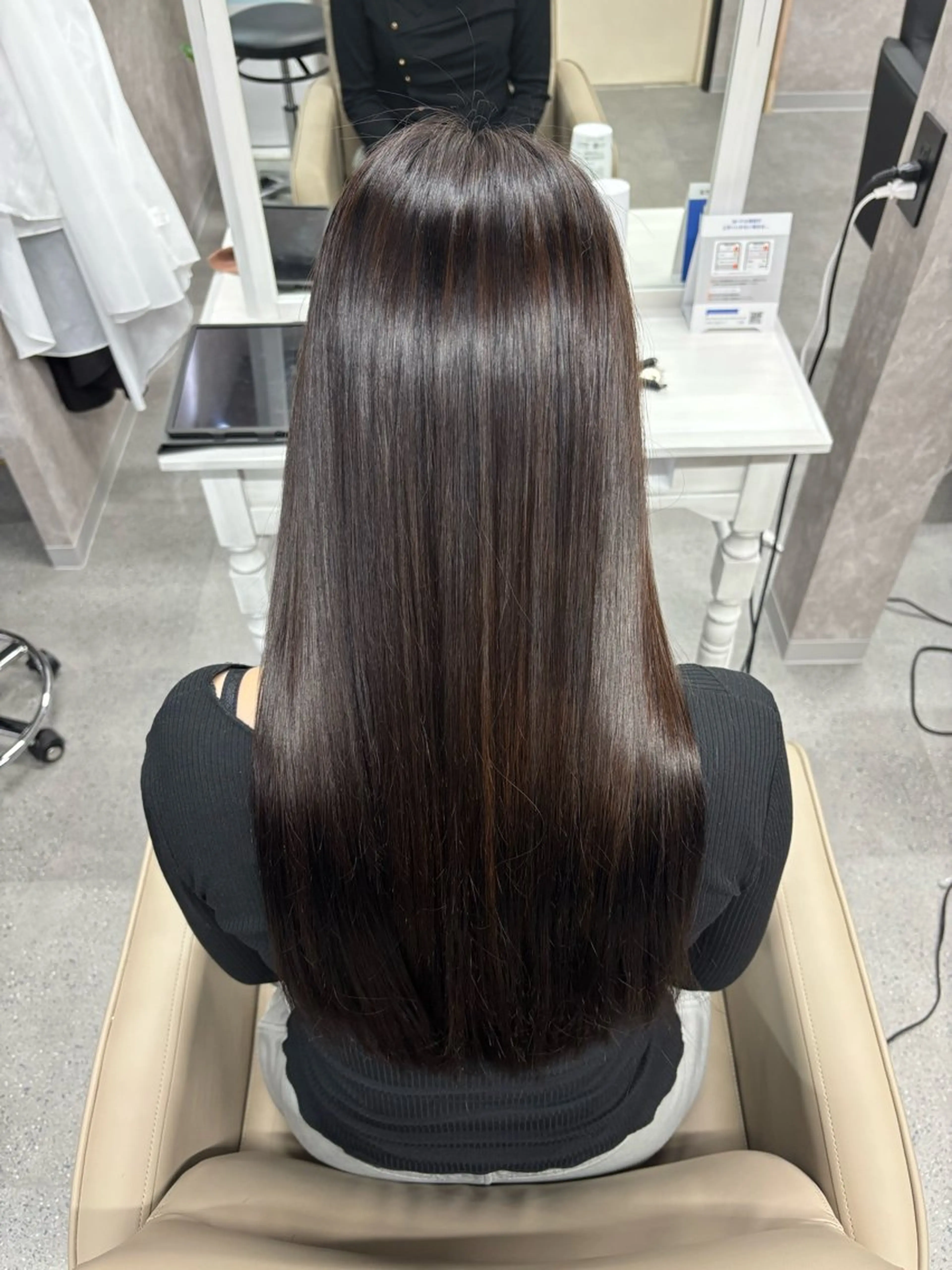 ロング カット 縮毛矯正 ulu by dot.所属・かがみはやと 髪質改善/縮毛矯正のヘアスタイル