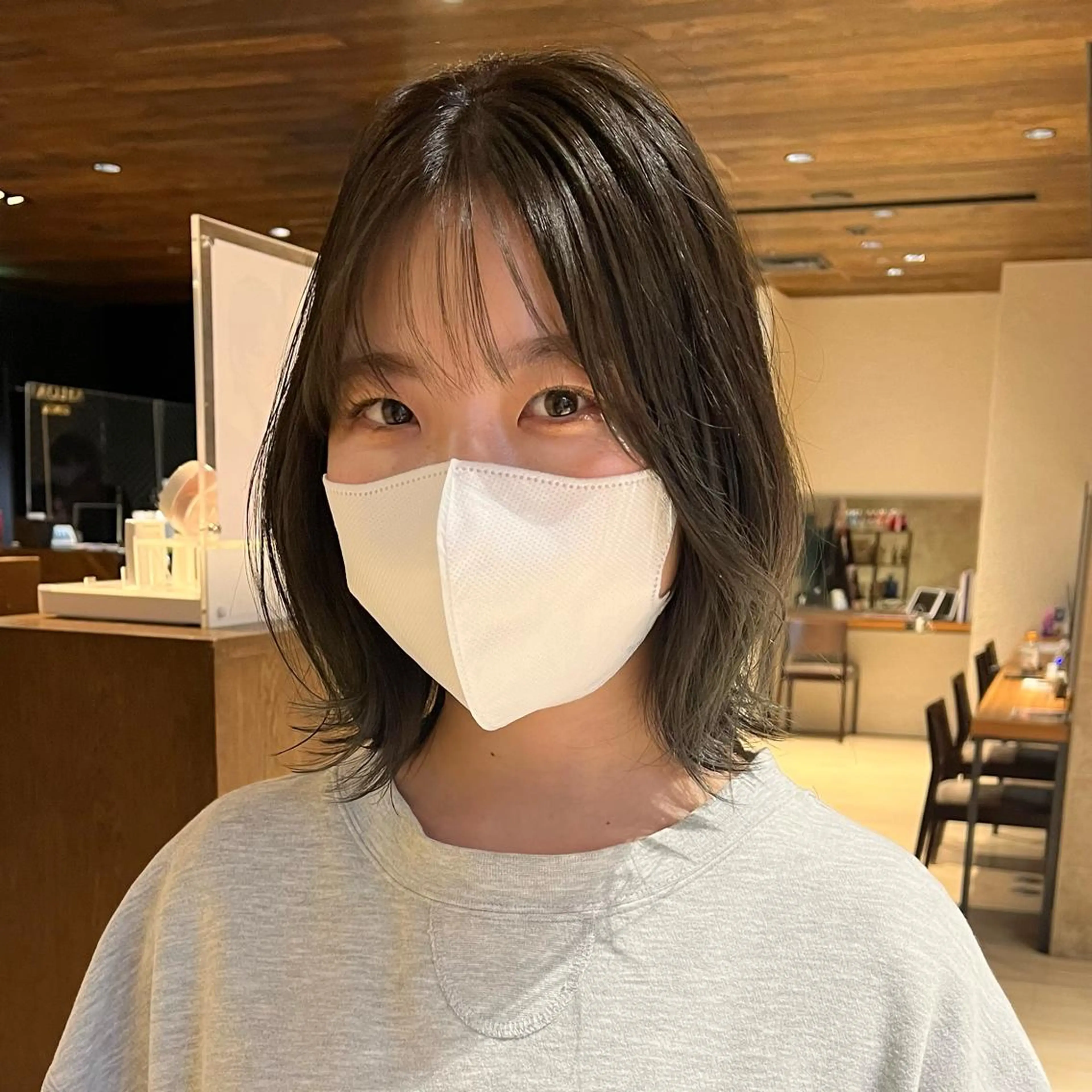 ミディアム カラー ボブレイヤー オリーブカラー ボブ レイヤーカット 早朝セット☀️ レイヤー/Momoのヘアスタイル