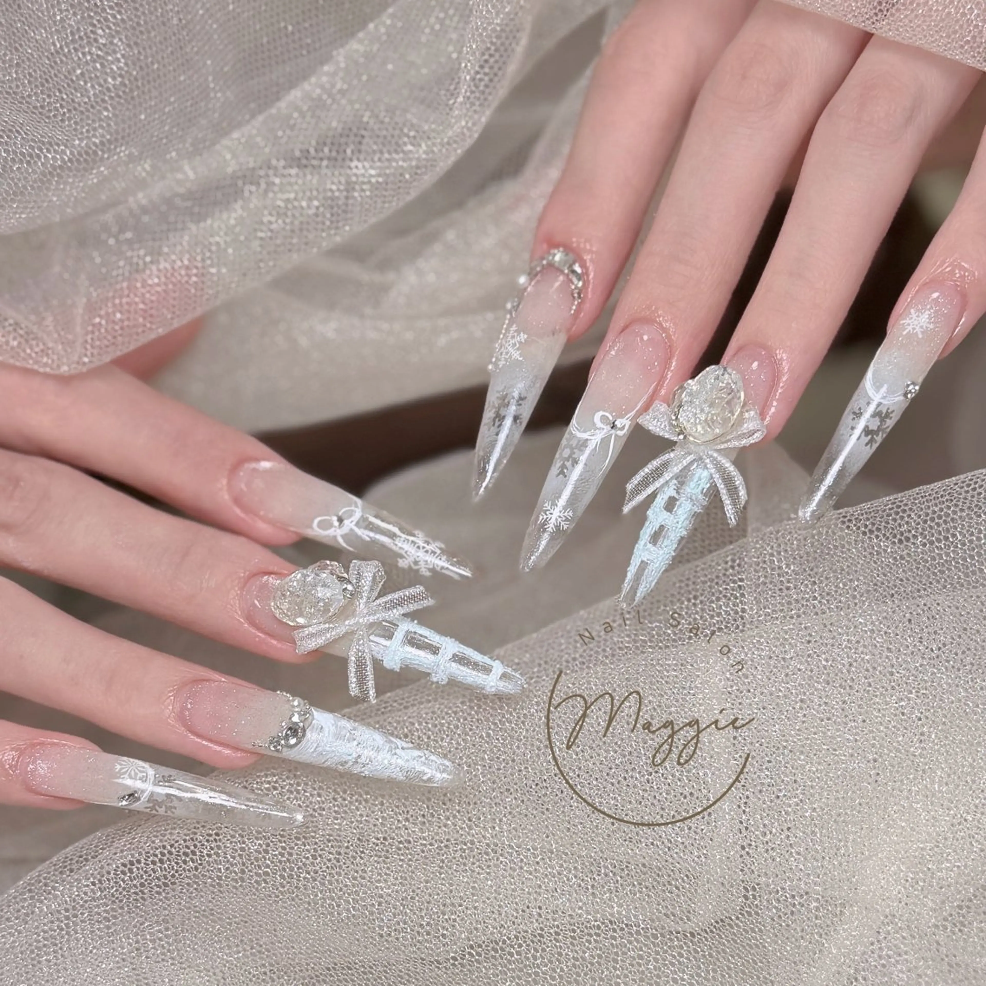 ネイル Maggie Nail🦩のネイルデザイン