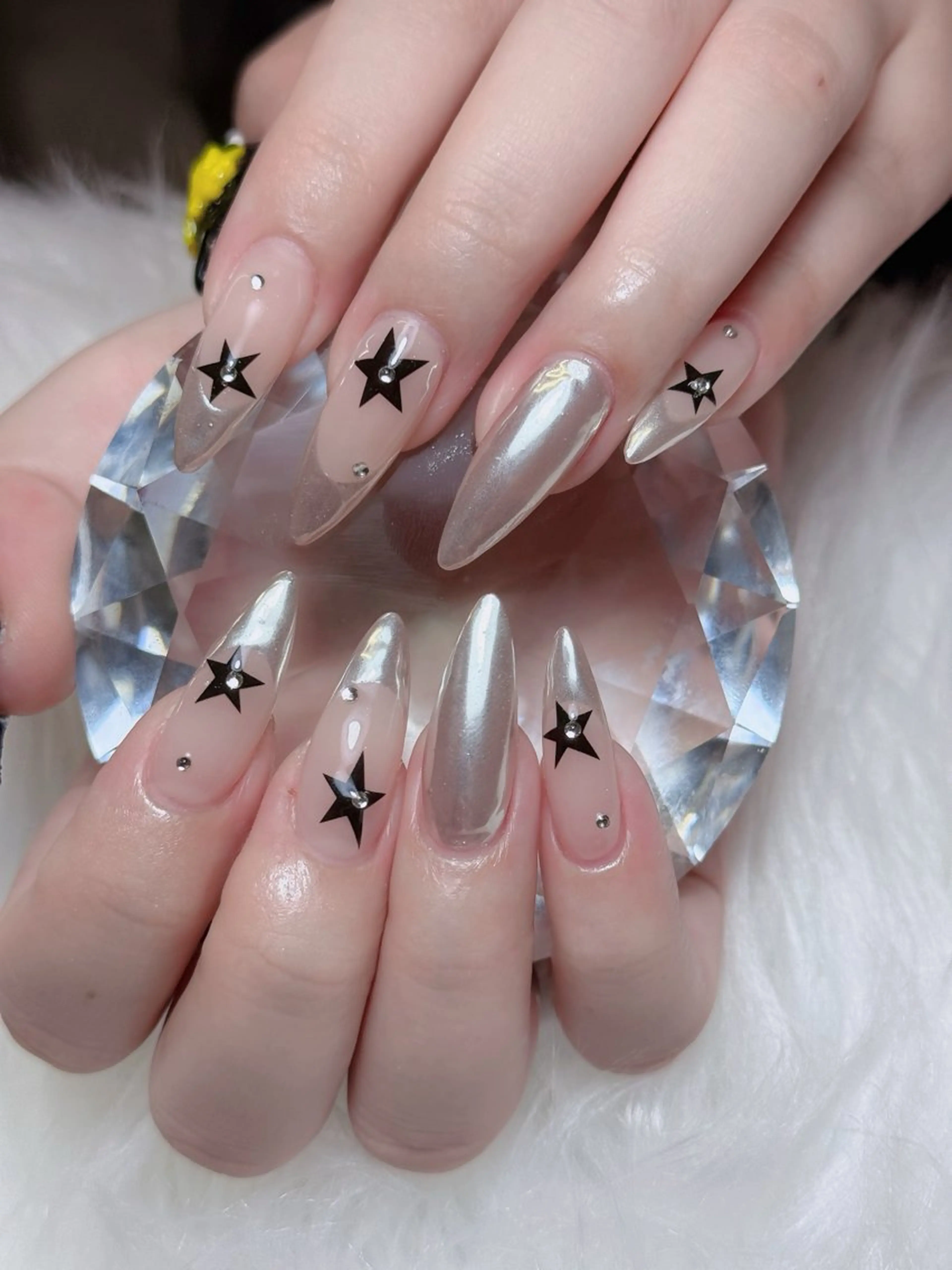 ネイル オーロラネイル チークネイル フットネイル フレンチネイル 韓国ネイル ハンドネイル Lumi Nailのネイルデザイン