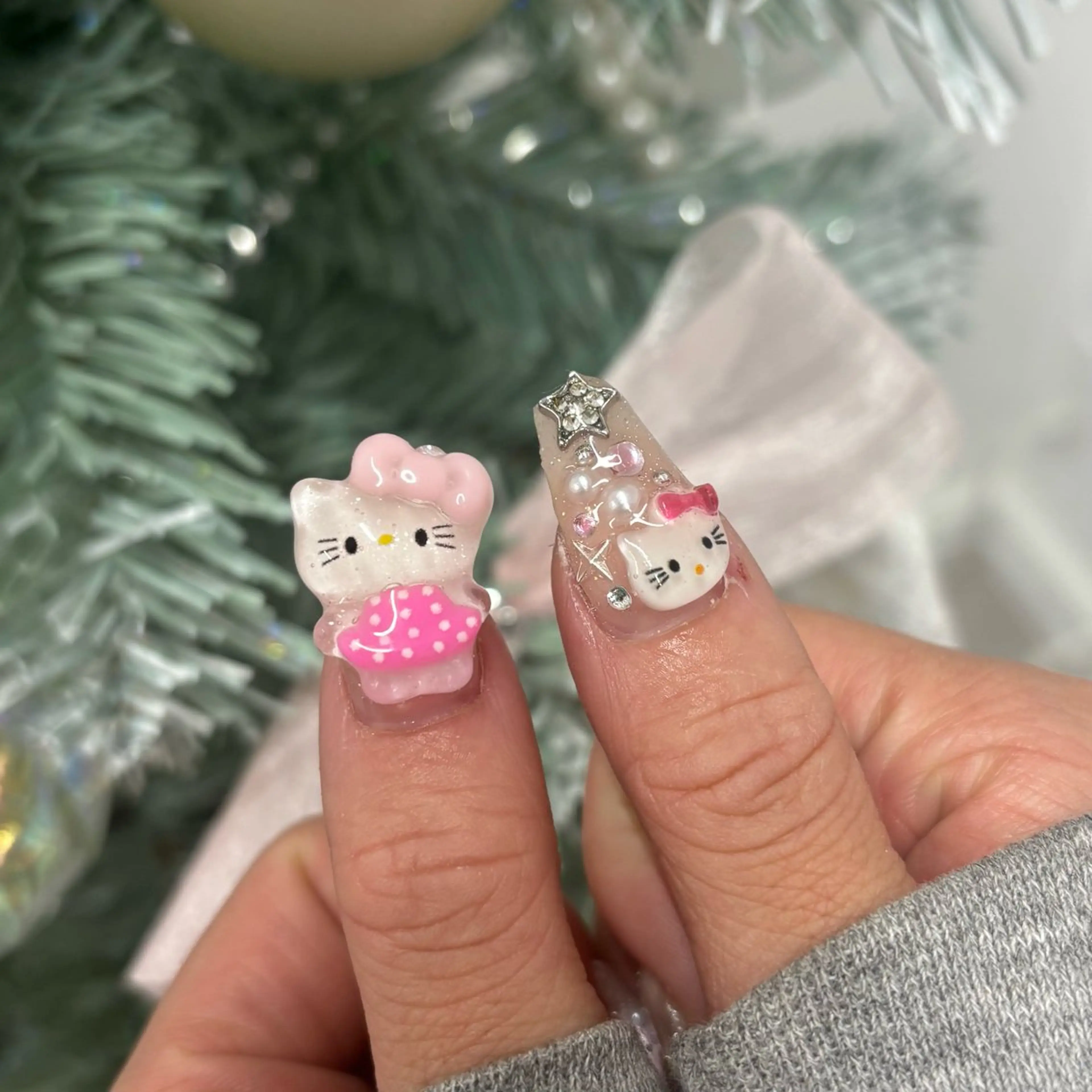 ネイル ハンドネイル yuria 🎀海外ネイル🌺のネイルデザイン