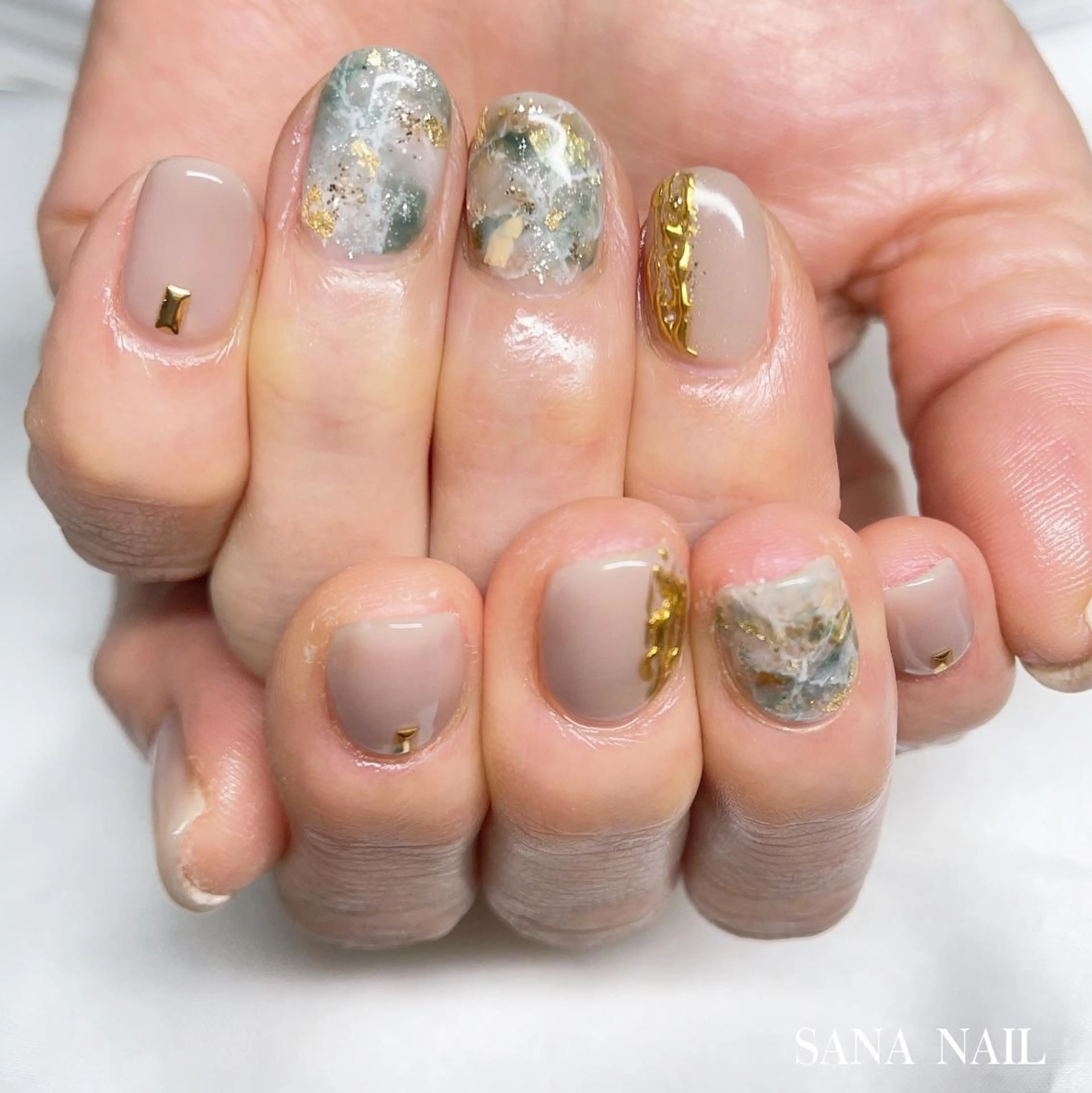 ネイル ハンドネイル nailsalon SANANAILのネイルデザイン