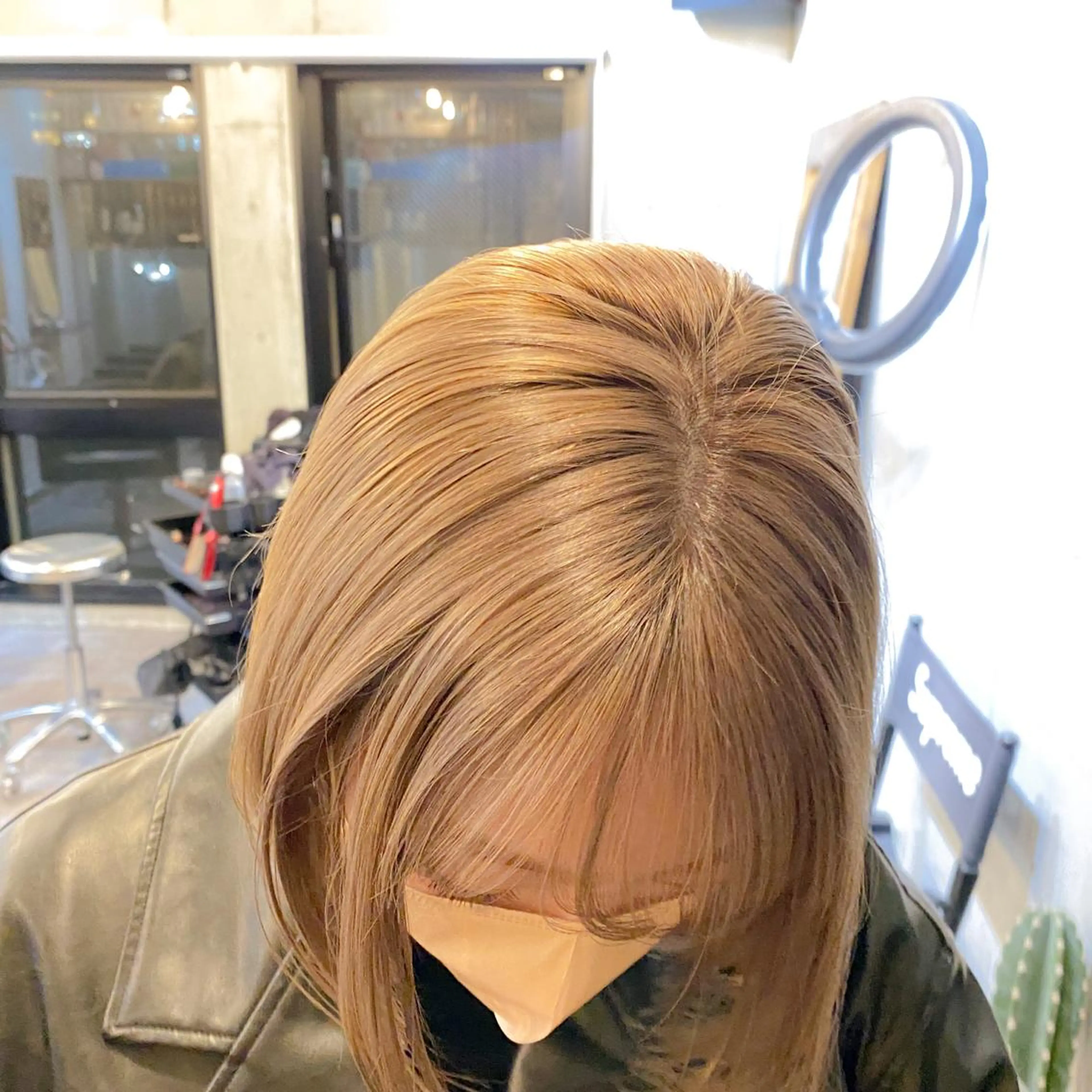 ショート カラー 艶髪ブリーチ 永井竜也のヘアスタイル