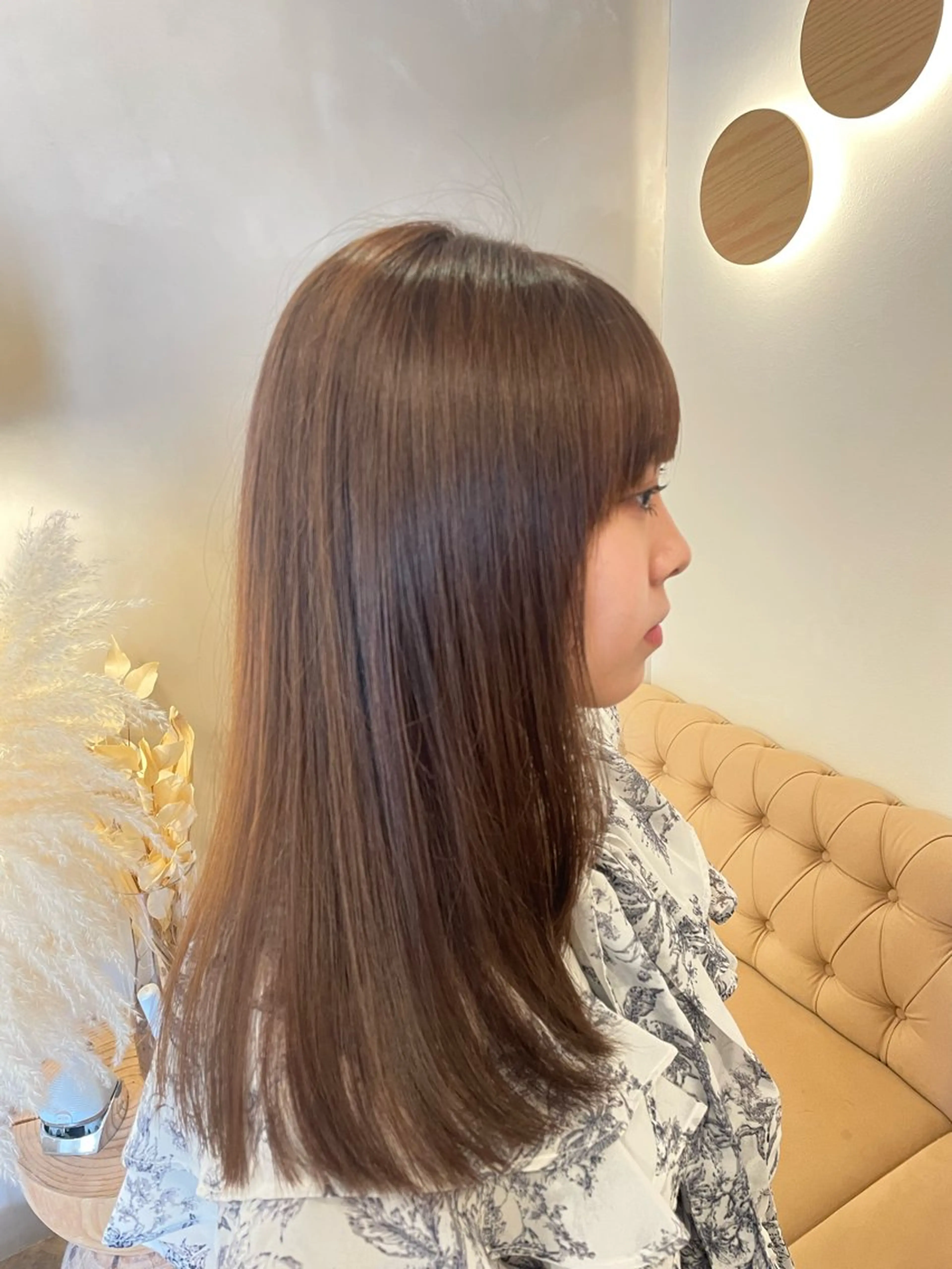 セミロング カラー LUVISM Ayakaのヘアスタイル