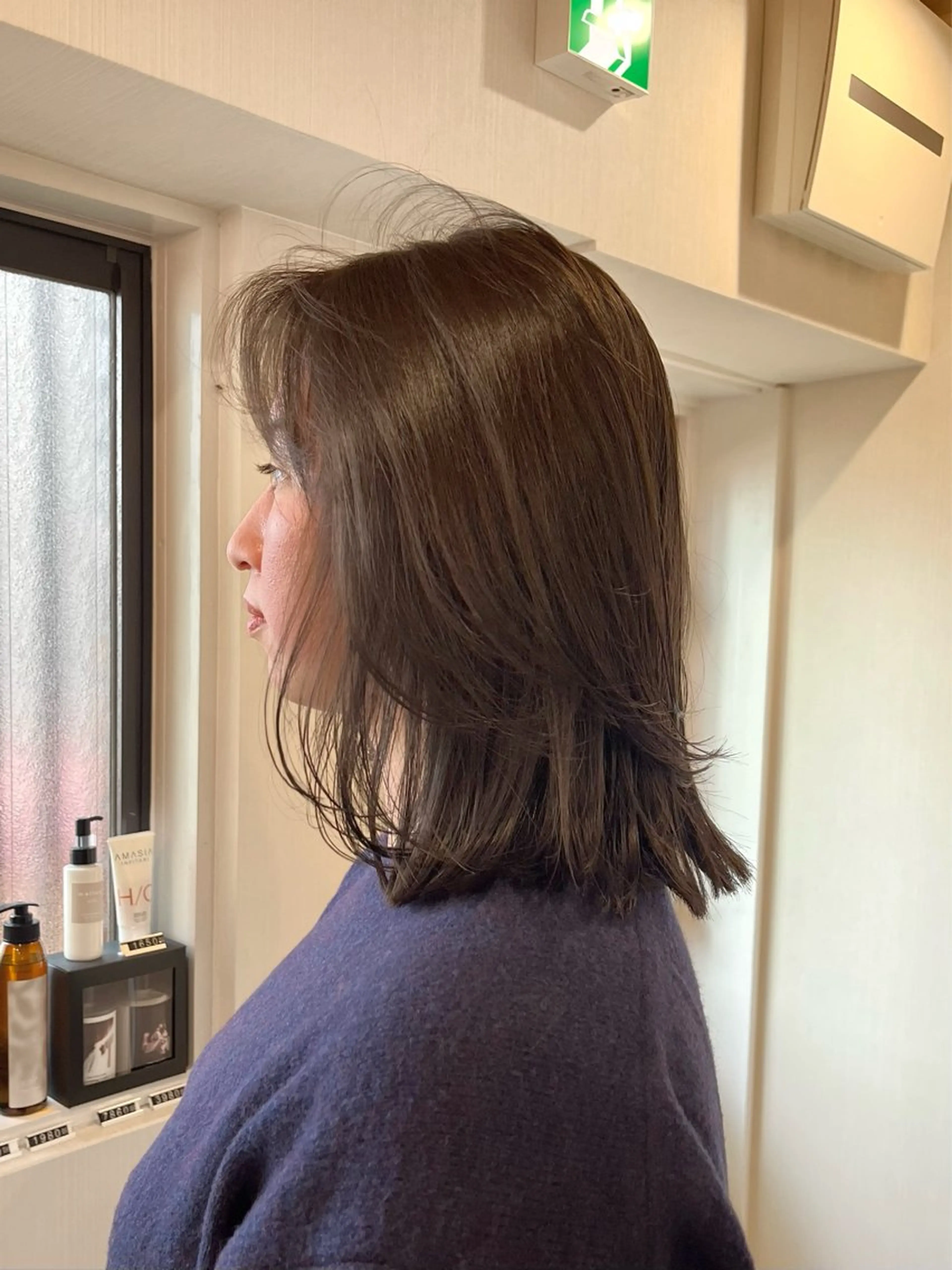 セミロング カラー 顔まわりレイヤー 顔周りカット レイヤーカット カット ヘアカラー トリートメント 下石怜子/レイヤー カット/透明感カラーのヘアスタイル