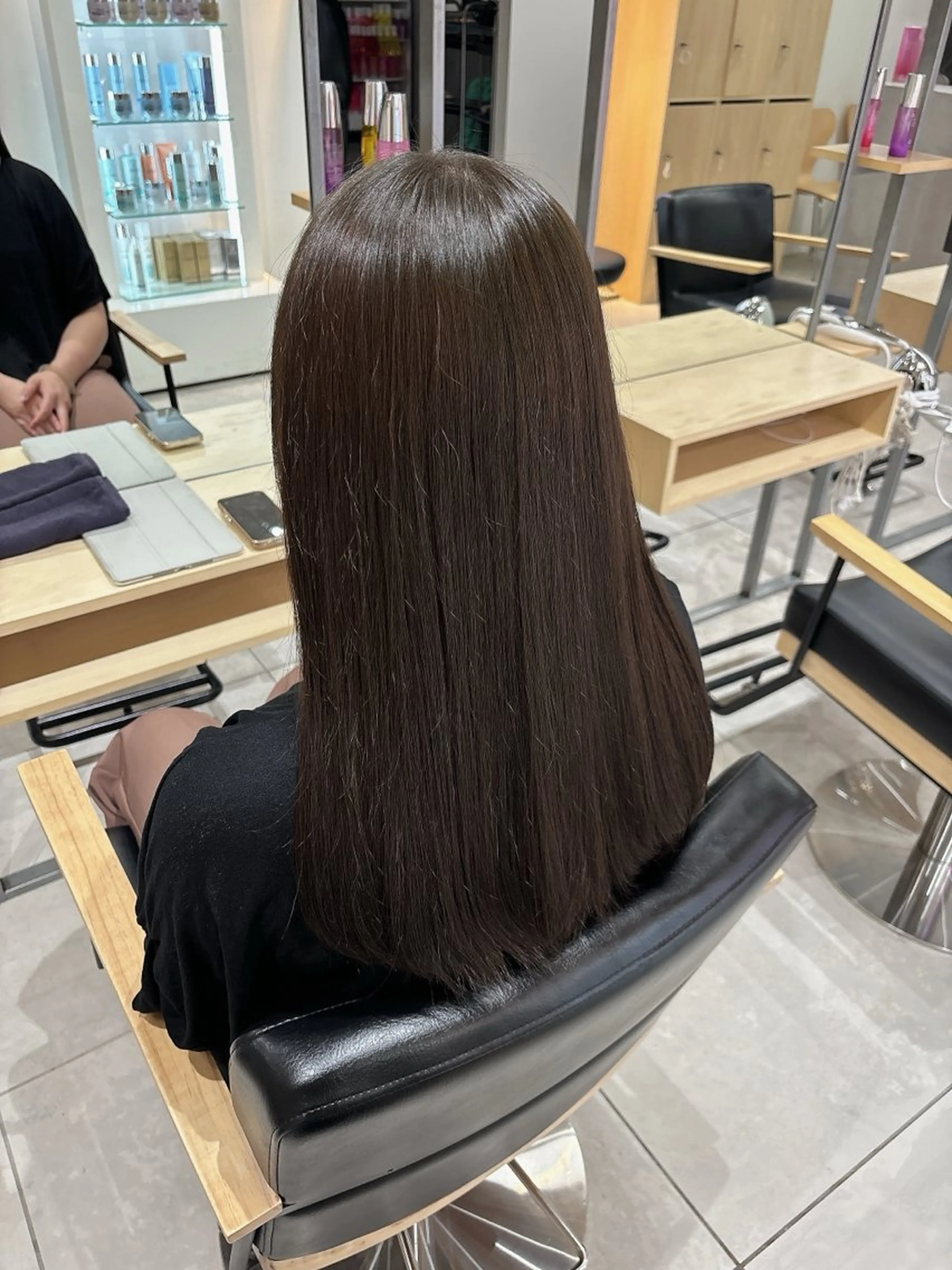 ロング ヘアカラー トリートメント ベージュ/グレージュ 🧸あやか/表参道のヘアスタイル