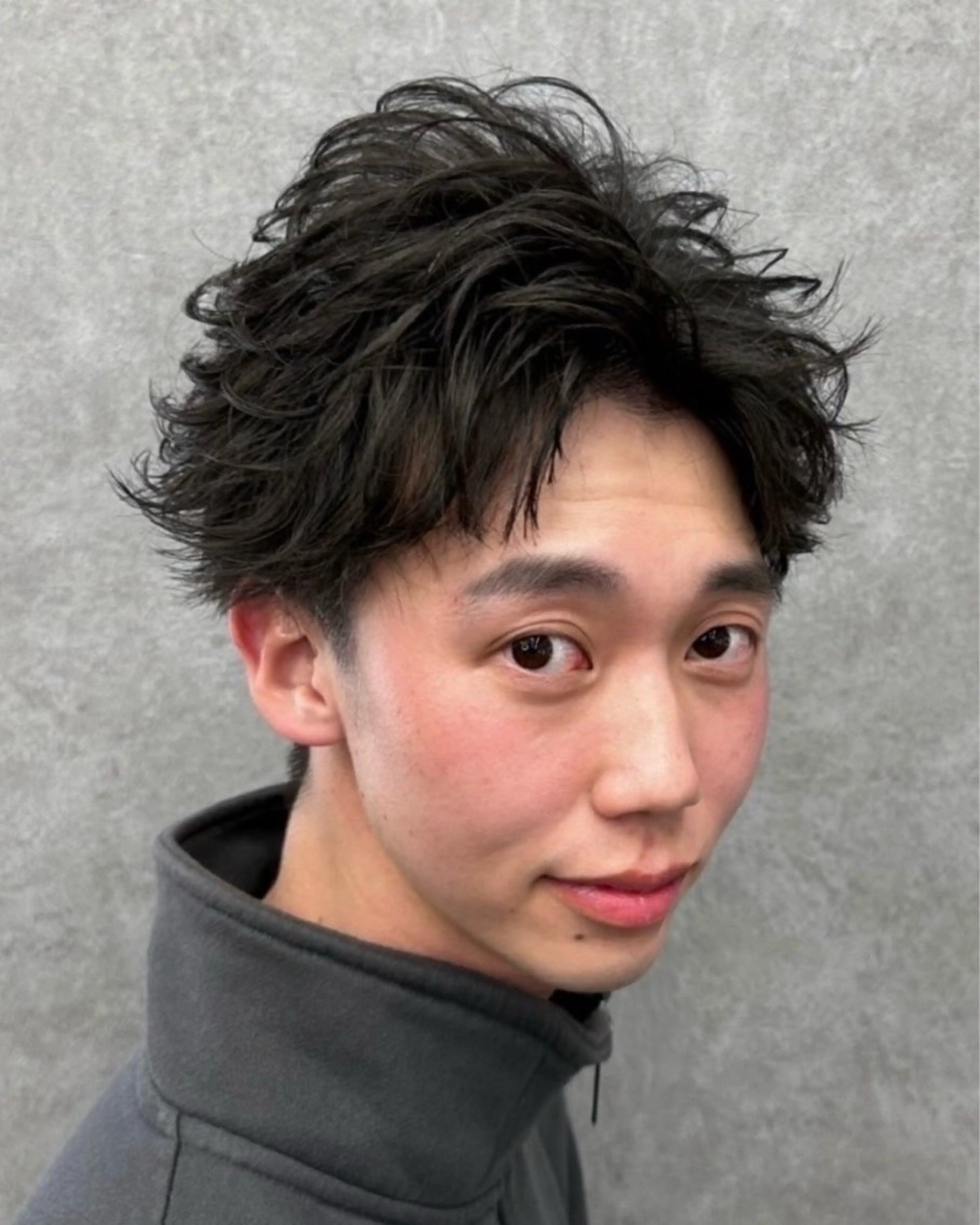 ショート パーマ メンズ ショートヘア メンズウルフ特化🐺 🔥長山耕大🔥のヘアスタイル