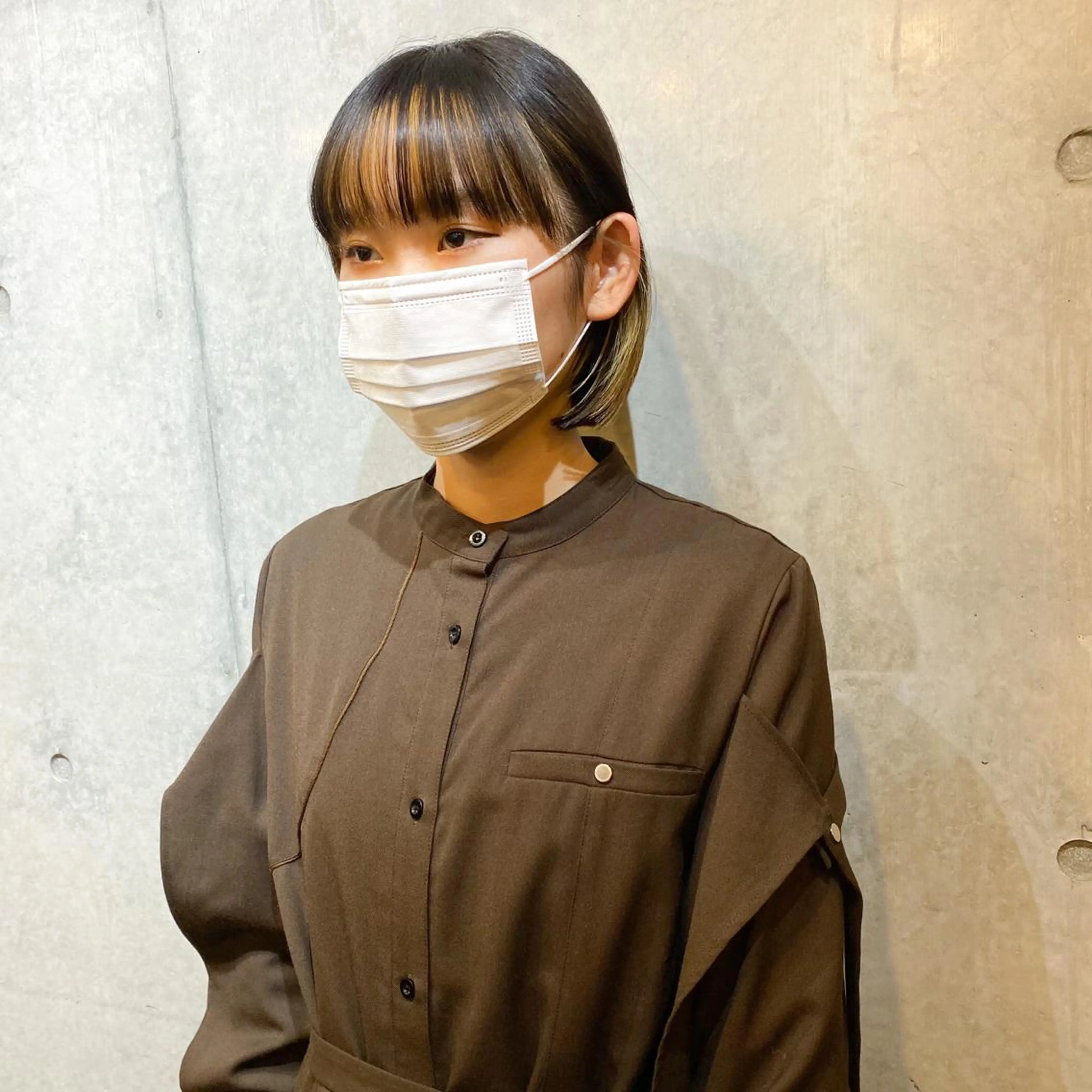 ショート カラー 艶髪ブリーチ 永井竜也のヘアスタイル