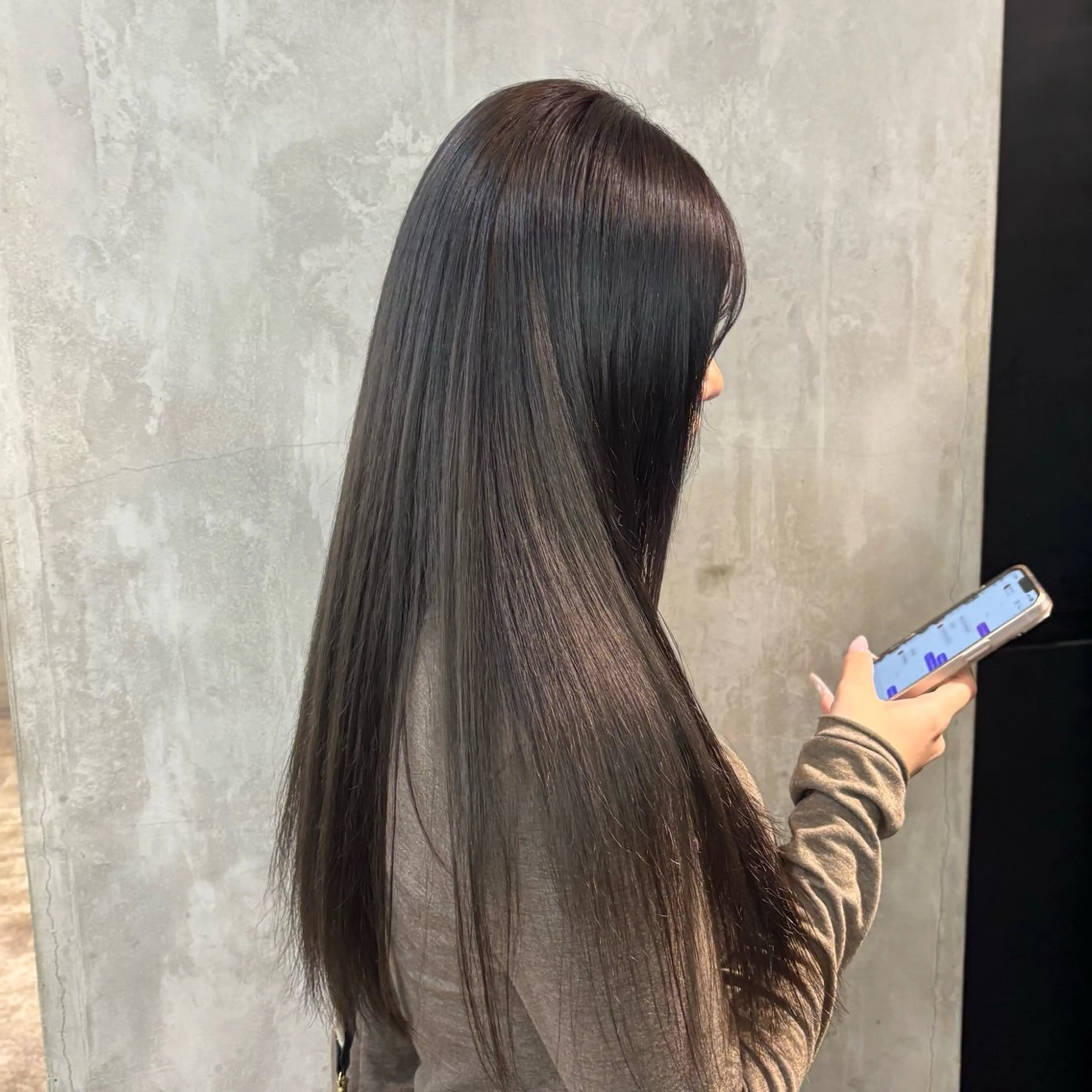 ロング カラー ヘアカラー トリートメント ヘアセット DATE by Alan Smithee所属・若者ハイトーン💖 etsukiのヘアスタイル