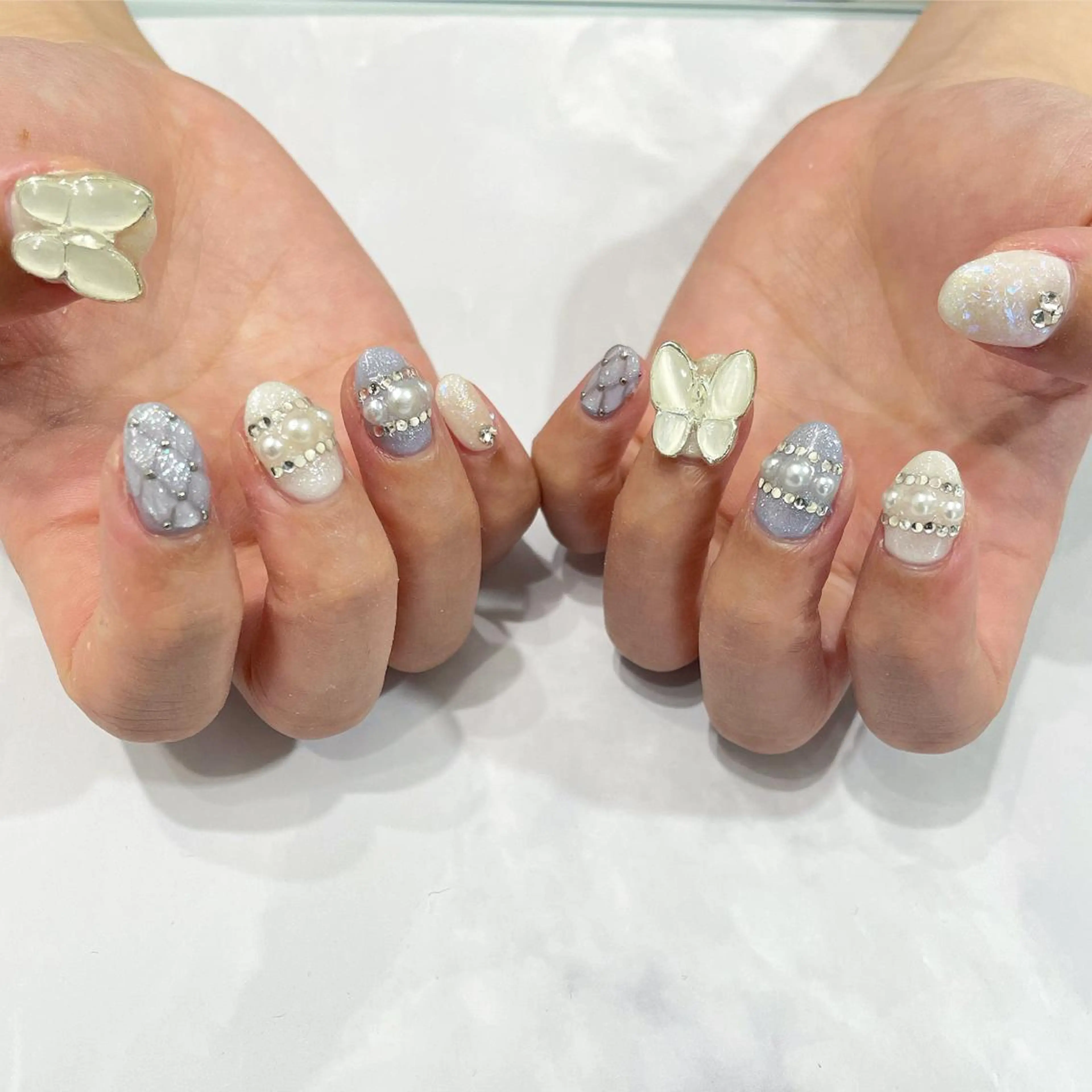 ネイル ブルー キラキラネイル ラメ(グリッター) ホワイト nail salon CIELのネイルデザイン