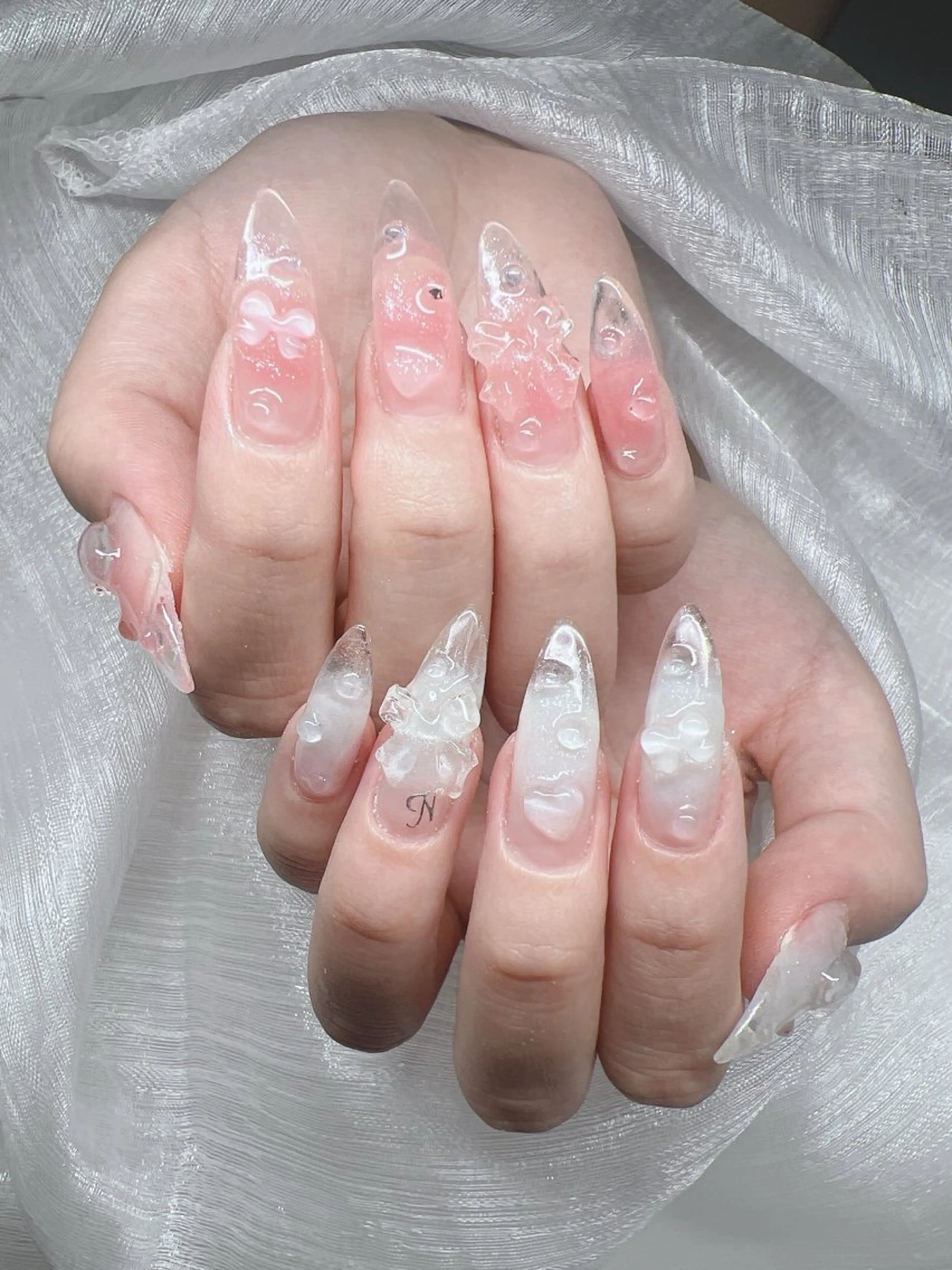 ネイル 長さ出し グラデーション キラキラネイル マグネットネイル ニュアンスネイル ハンドネイル Lee Nails チップ長さだし専門店のネイルデザイン