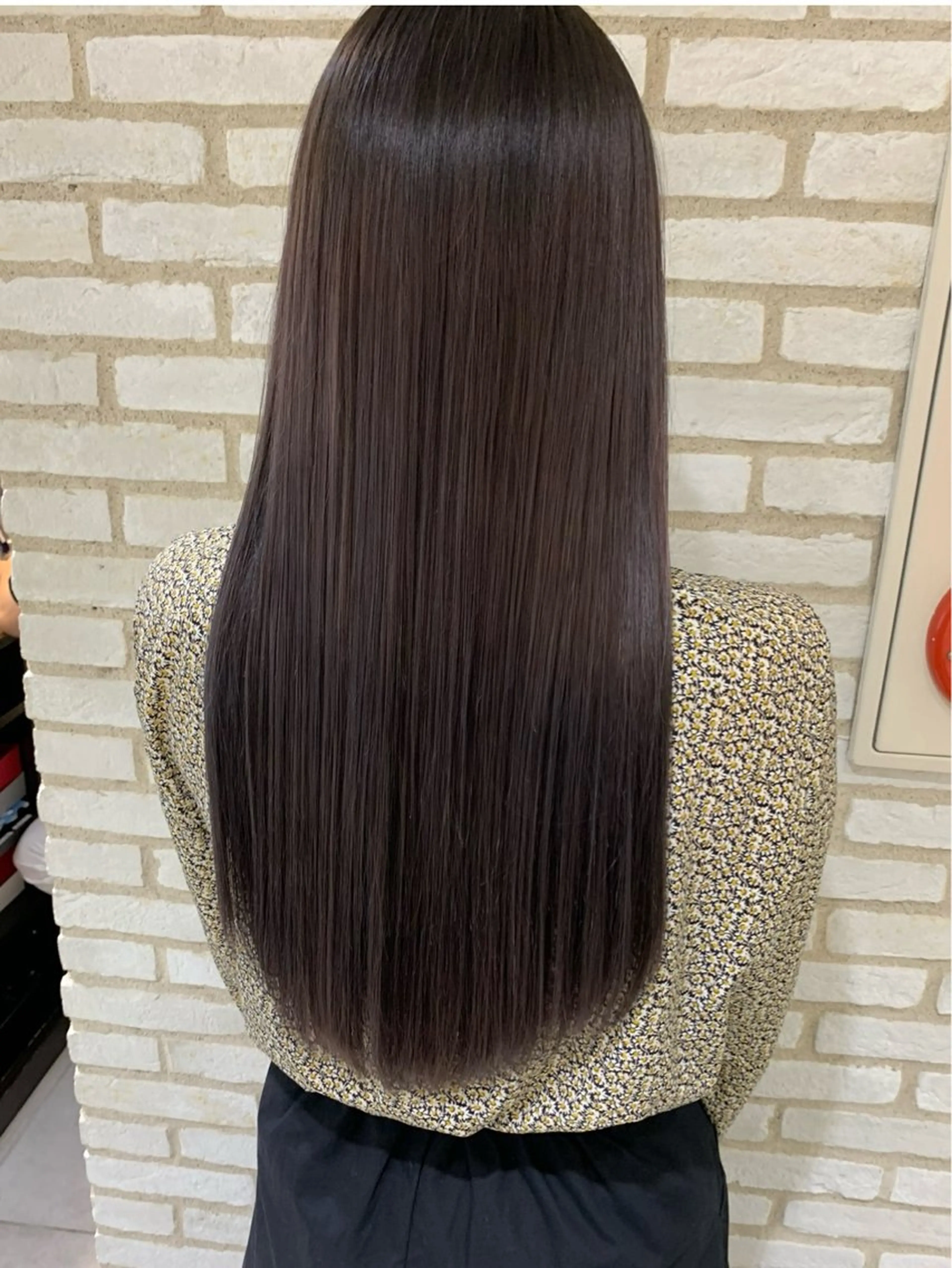 カラー 荘司 瑠依のヘアスタイル