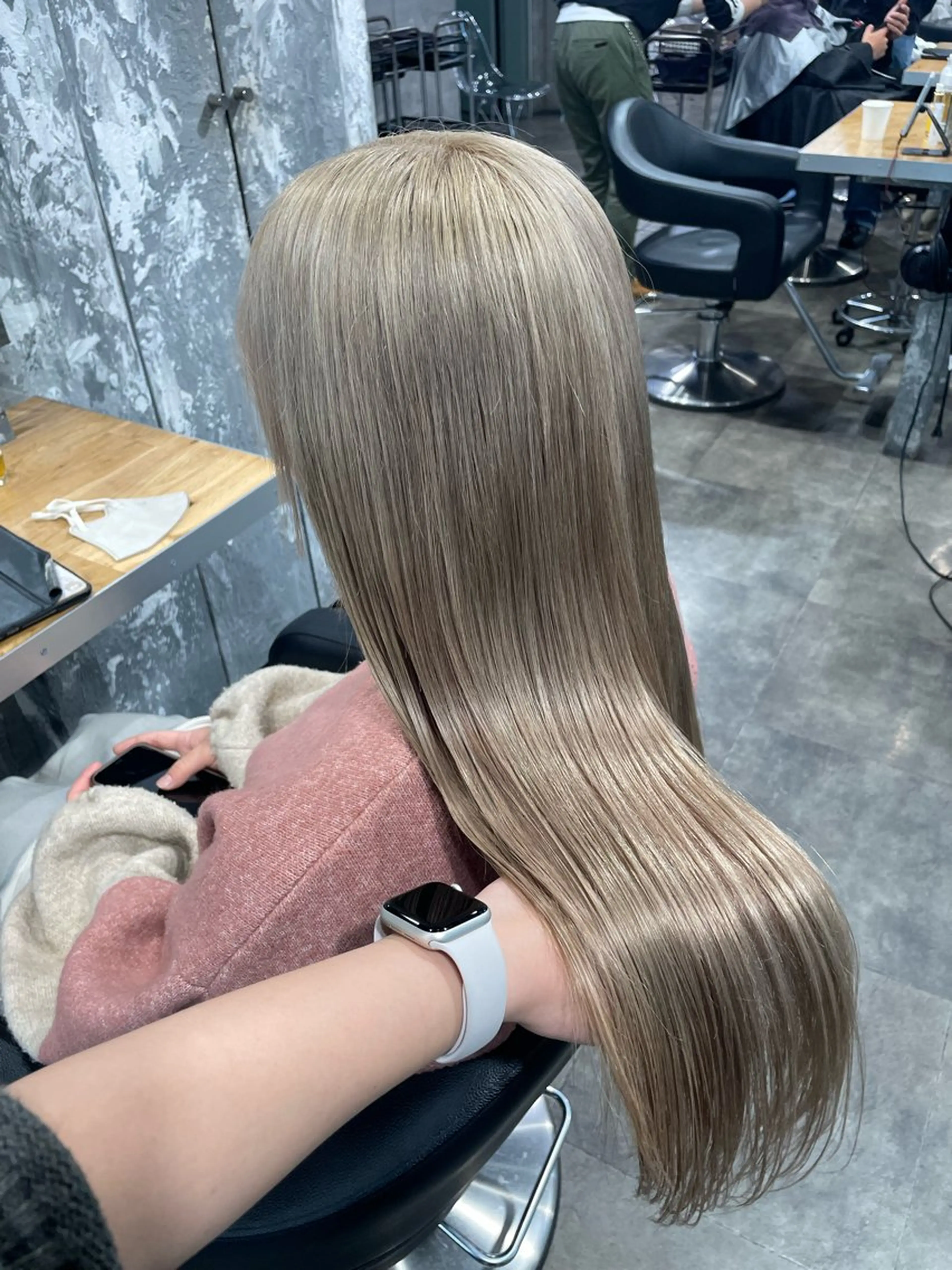 ロング ヘアカラー ハイトーンブロンド 横浜💞ミオのヘアスタイル