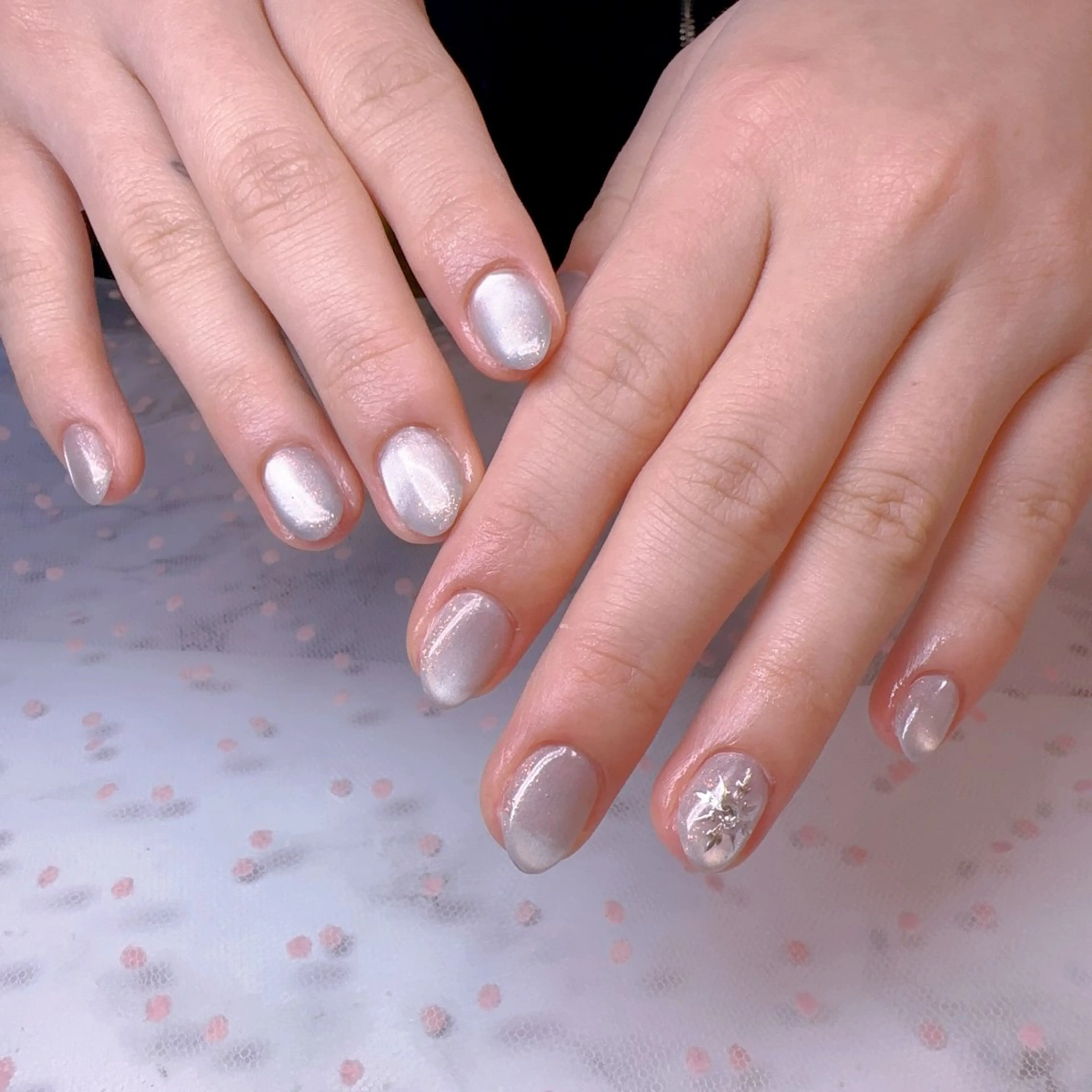 ネイル オーロラネイル フットネイル 韓国ネイル ラメ(グリッター) ラメグラデーション ハンドネイル Belle nail salon 新小岩のネイルデザイン