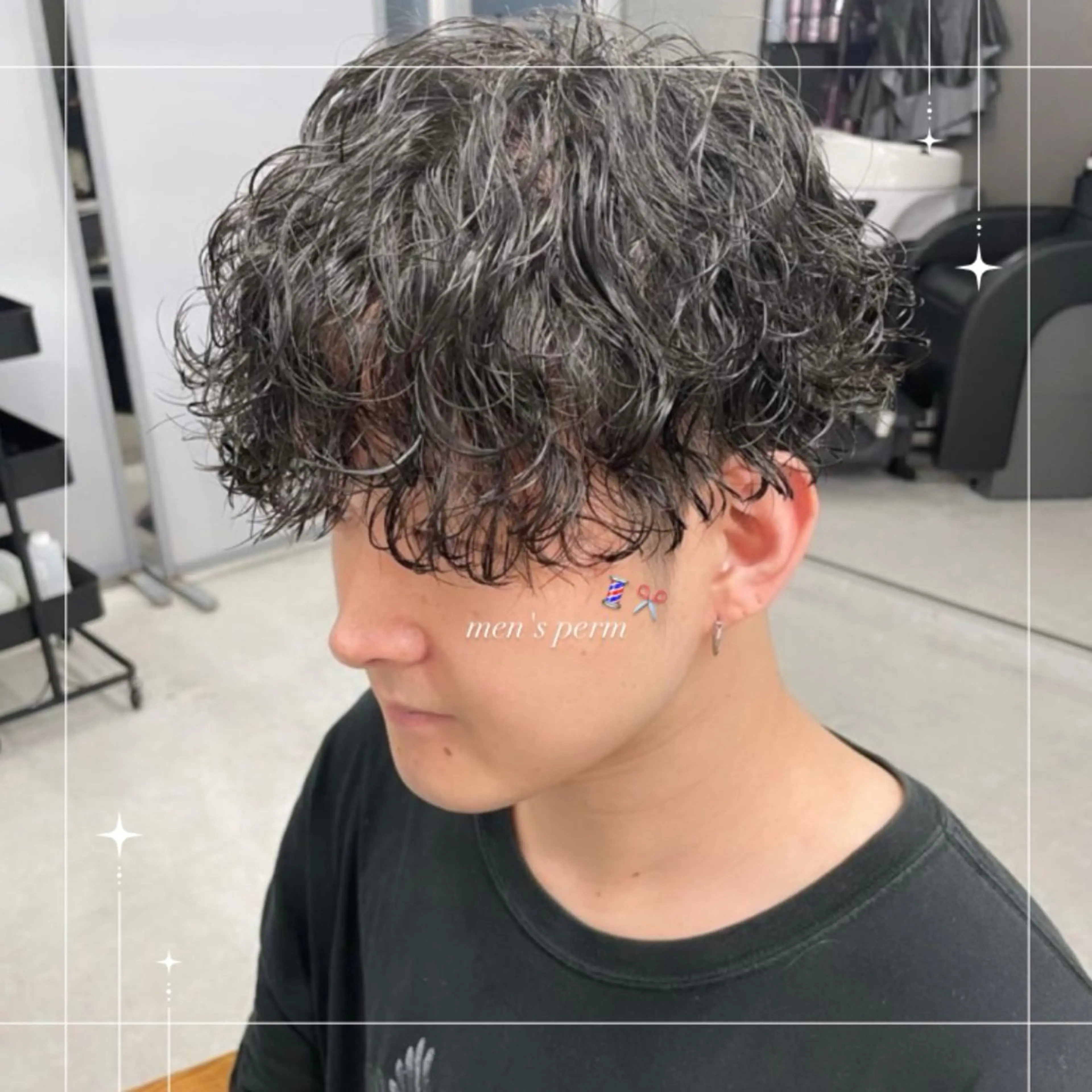 パーマ メンズ 🪼寒色艶カラー RINA💙のヘアスタイル