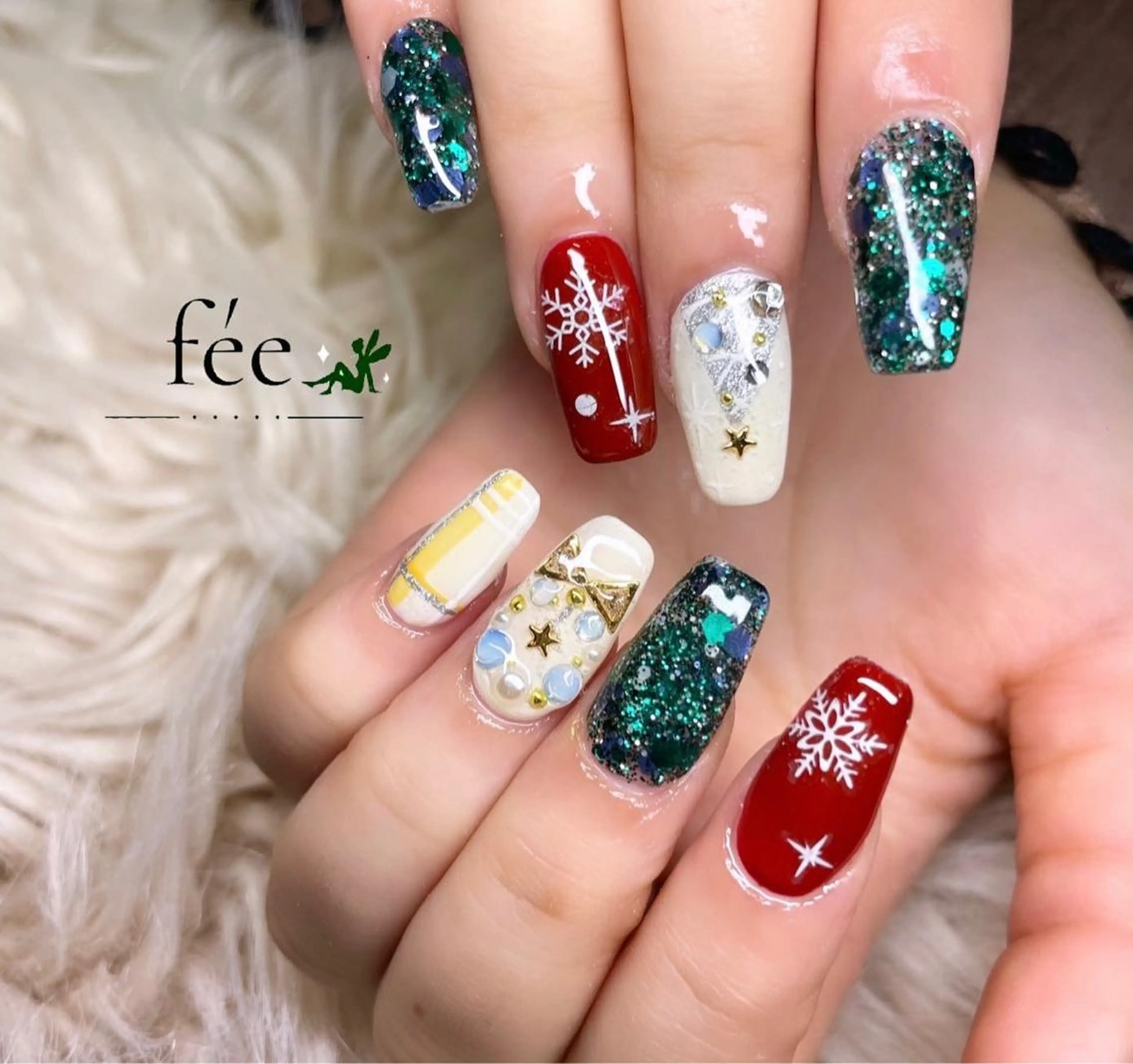 ネイル フットネイル ジェルネイル 韓国ネイル マグネットネイル ミラーネイル ハンドネイル nail salon fee(フィー)のネイルデザイン