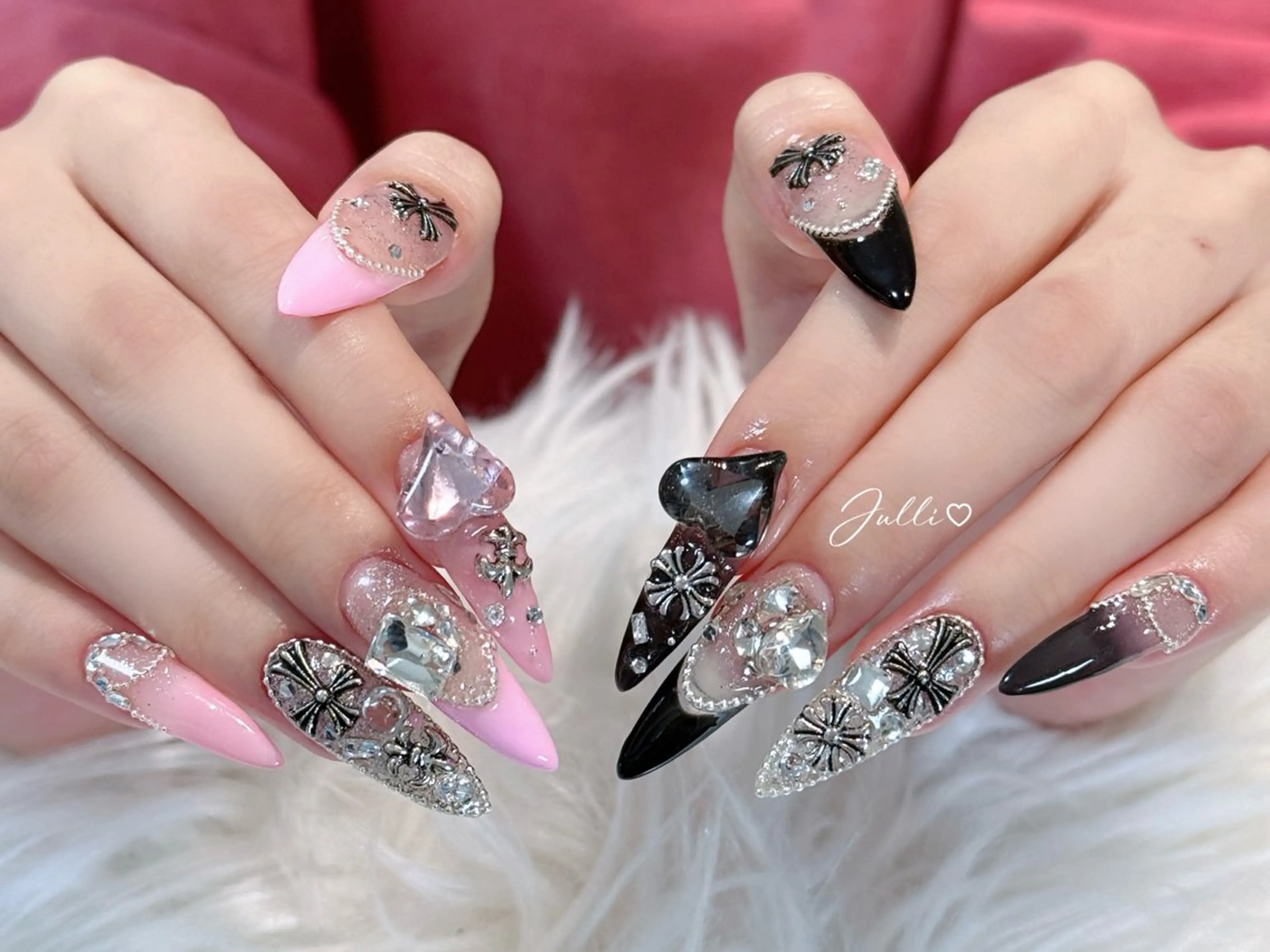 ネイル フレンチネイル ジェルネイル キラキラネイル 韓国ネイル マグネットネイル Julli nail studio所属・Julli NailStudioのネイルデザイン