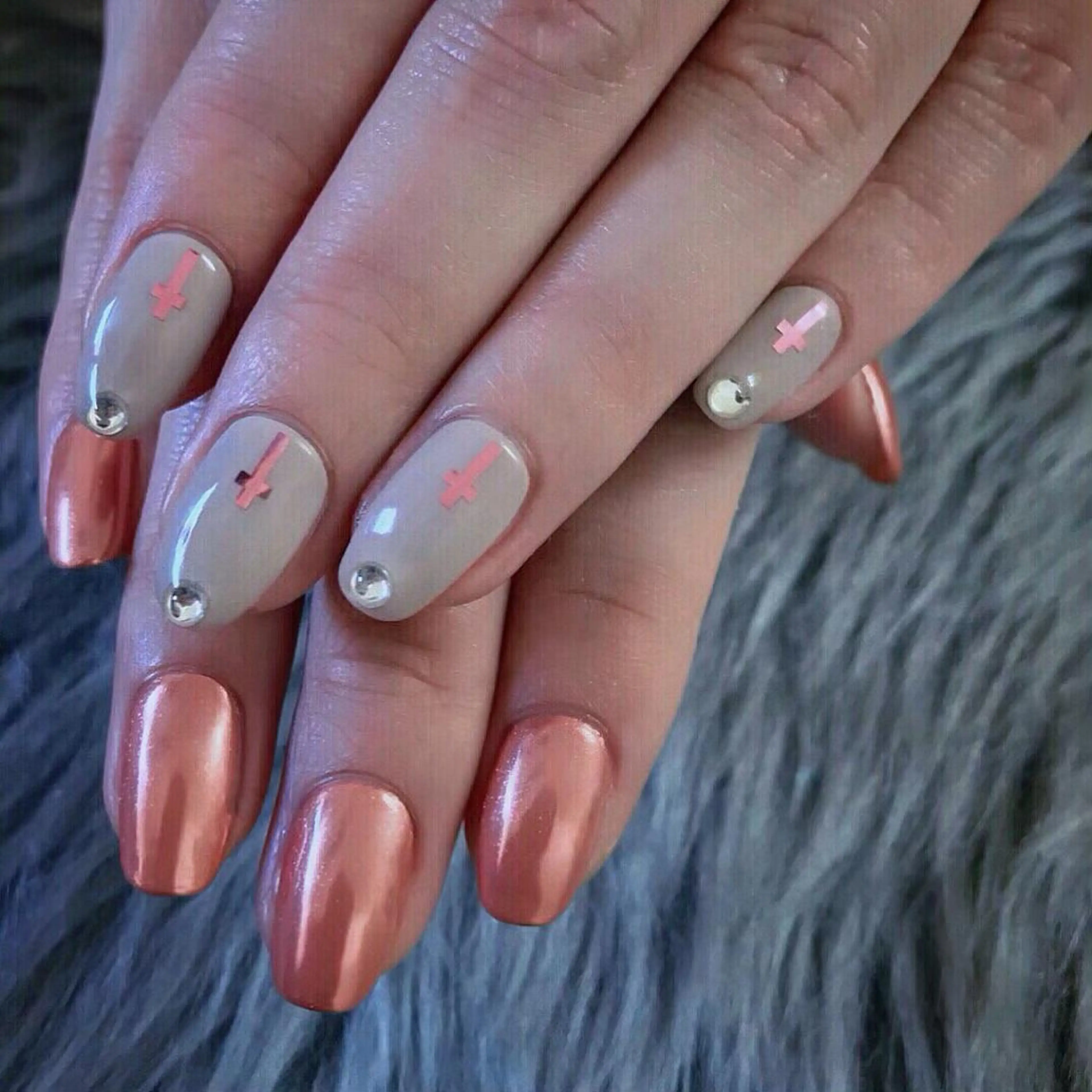 ネイル NOIROUGE所属・NOI ROUGEのネイルデザイン