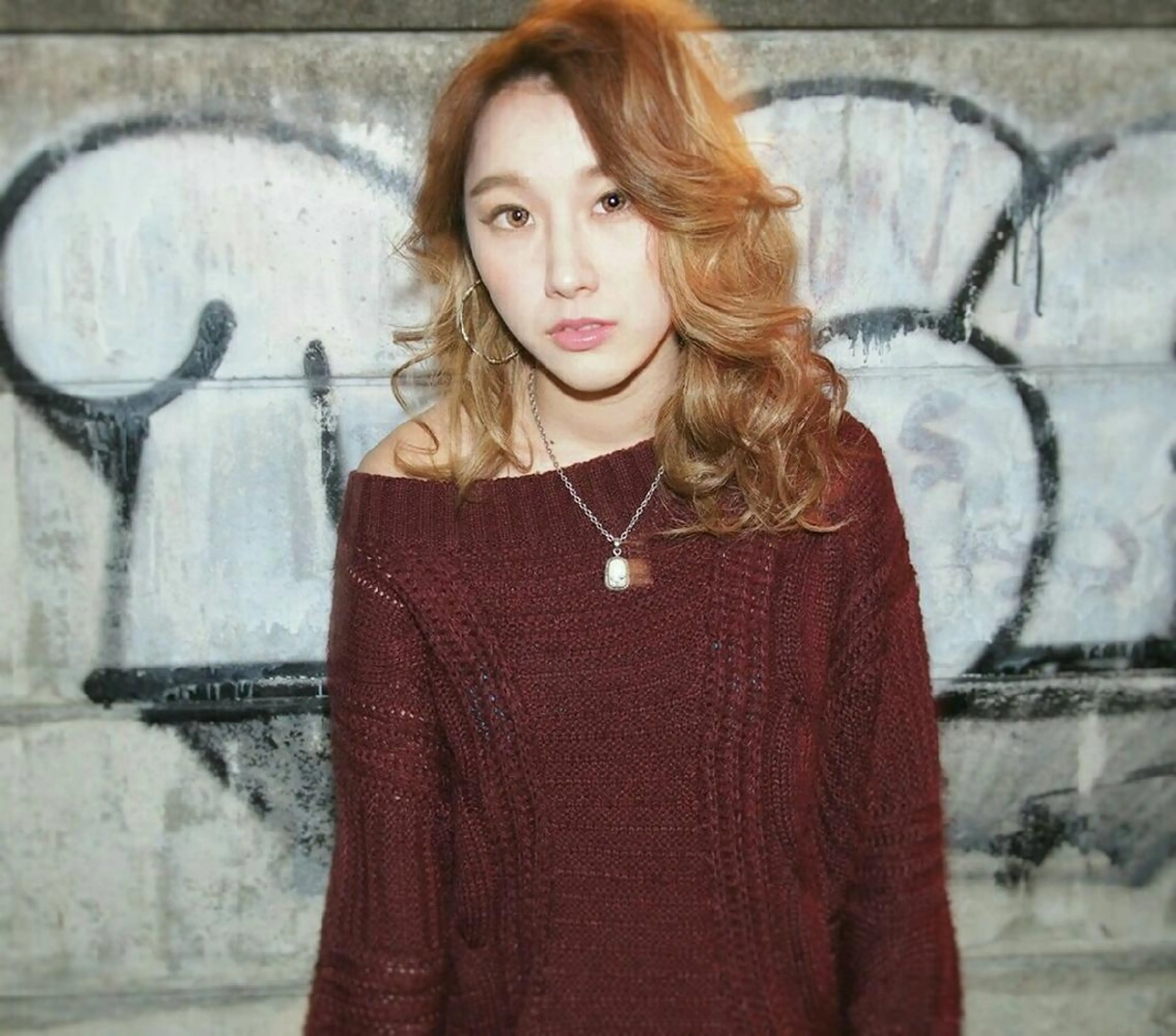 ミディアム カラー ヘアアレンジ ベージュカラー グラデーションカラー 秋山 幸太のヘアスタイル