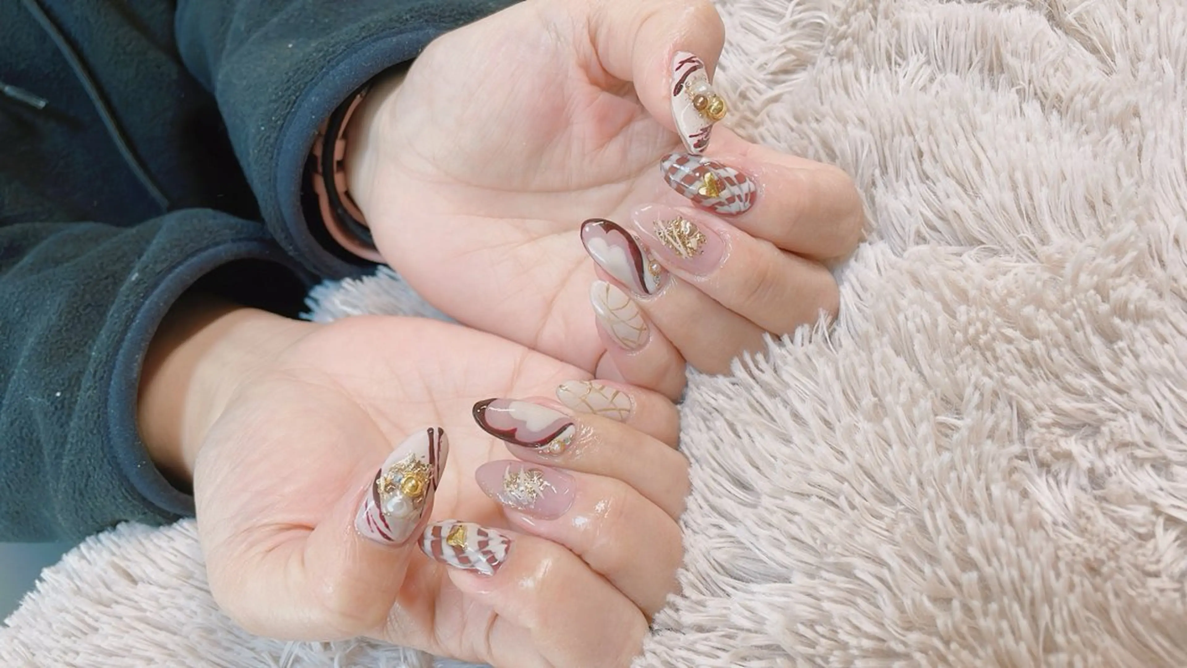 ネイル ハンドネイル nakamoto yuukaのネイルデザイン
