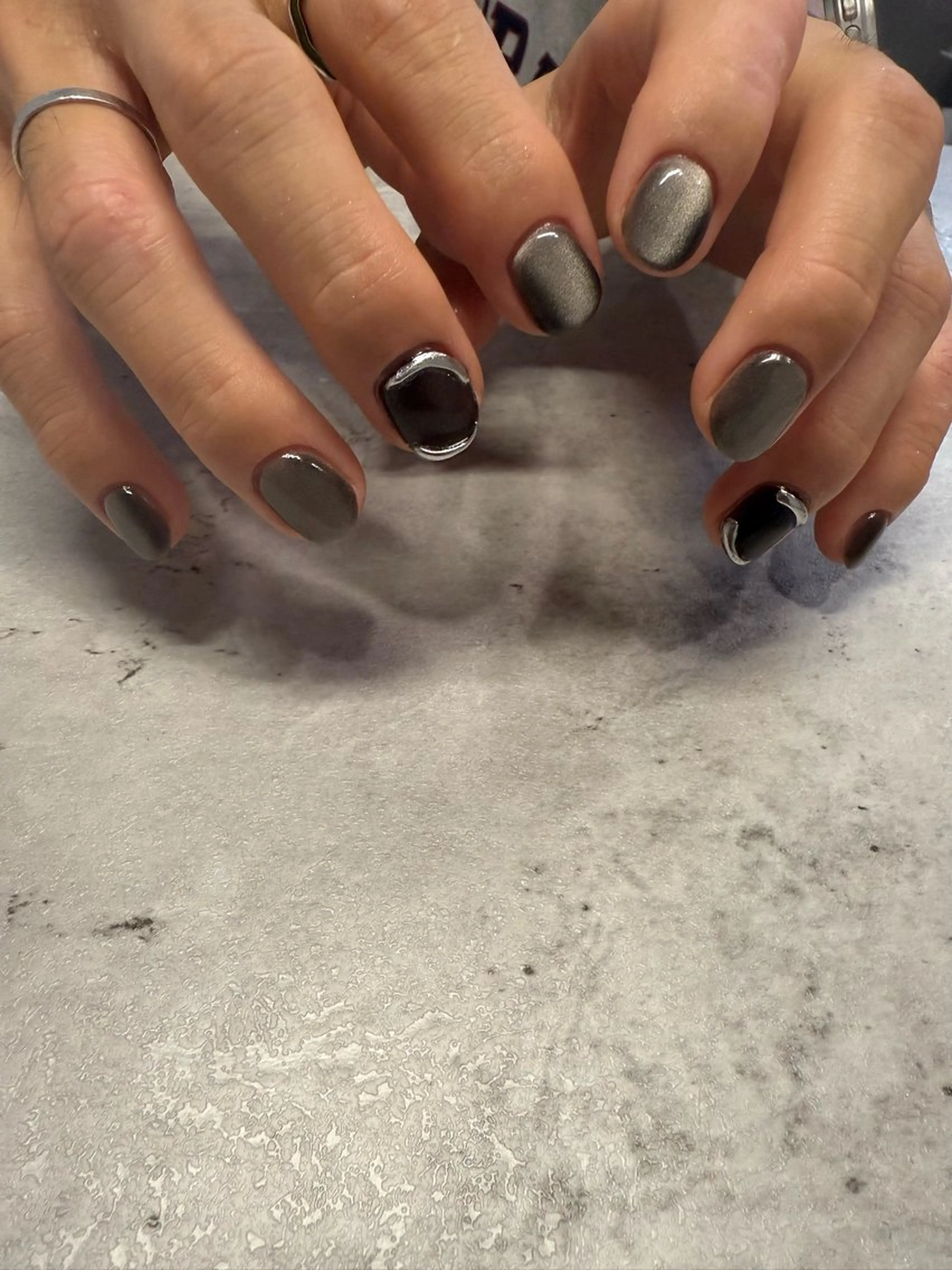 ネイル クリアネイル フラッシュネイル フレンチネイル ジェルネイル マグネットネイル ハンドネイル REILLY nail所属・みさき Reillynailのネイルデザイン