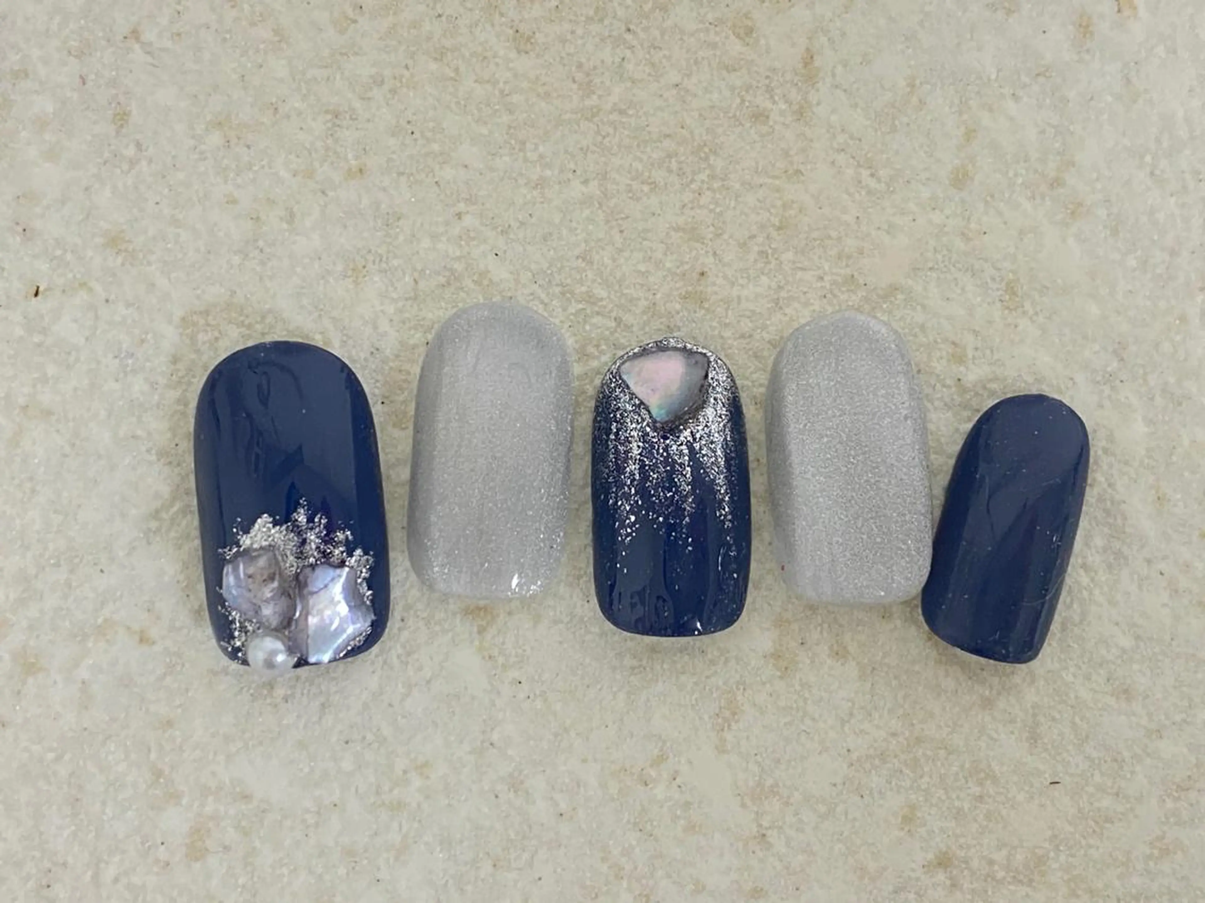 カラー MOMO nailのネイルデザイン