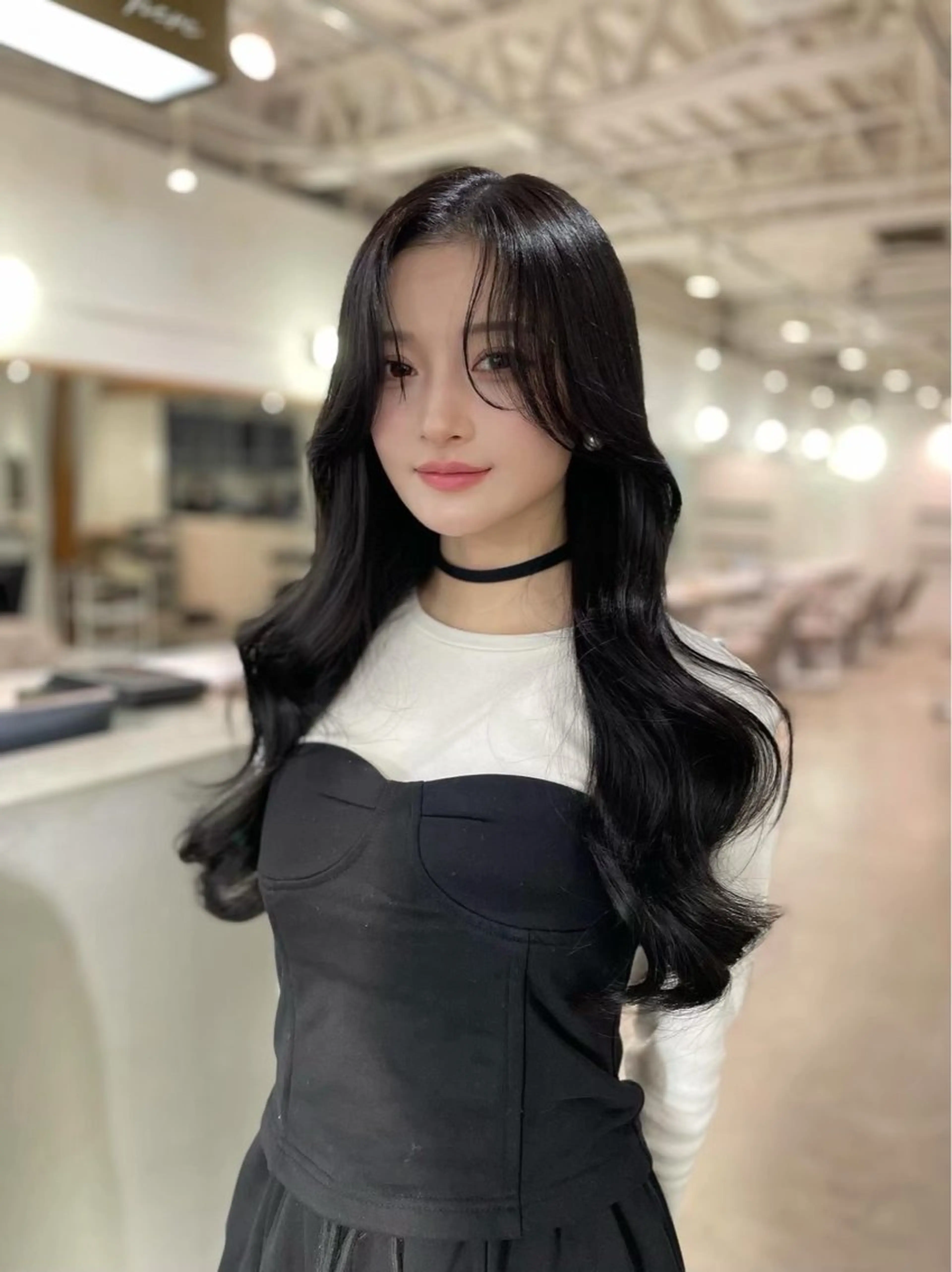 ロング カラー ベージュカラー ブリーチ ダブルカラー 顔周りカット 髪質改善 カット ヘアカラー トリートメント 京都韓国ヘア🇰🇷 /髪質改善/レイヤーのヘアスタイル