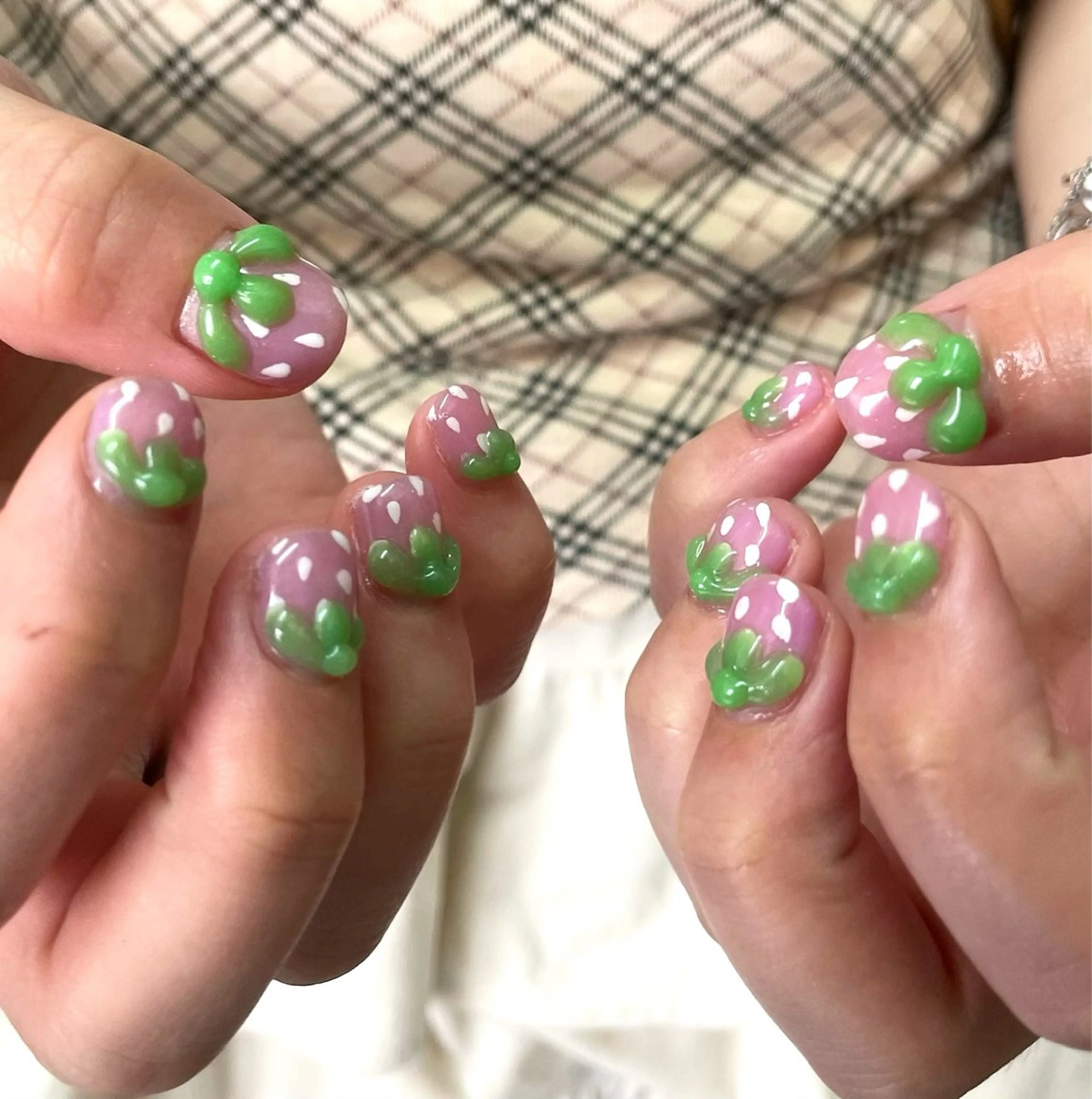 ネイル ハンドネイル MAO ‪☆ 個性派のネイルデザイン