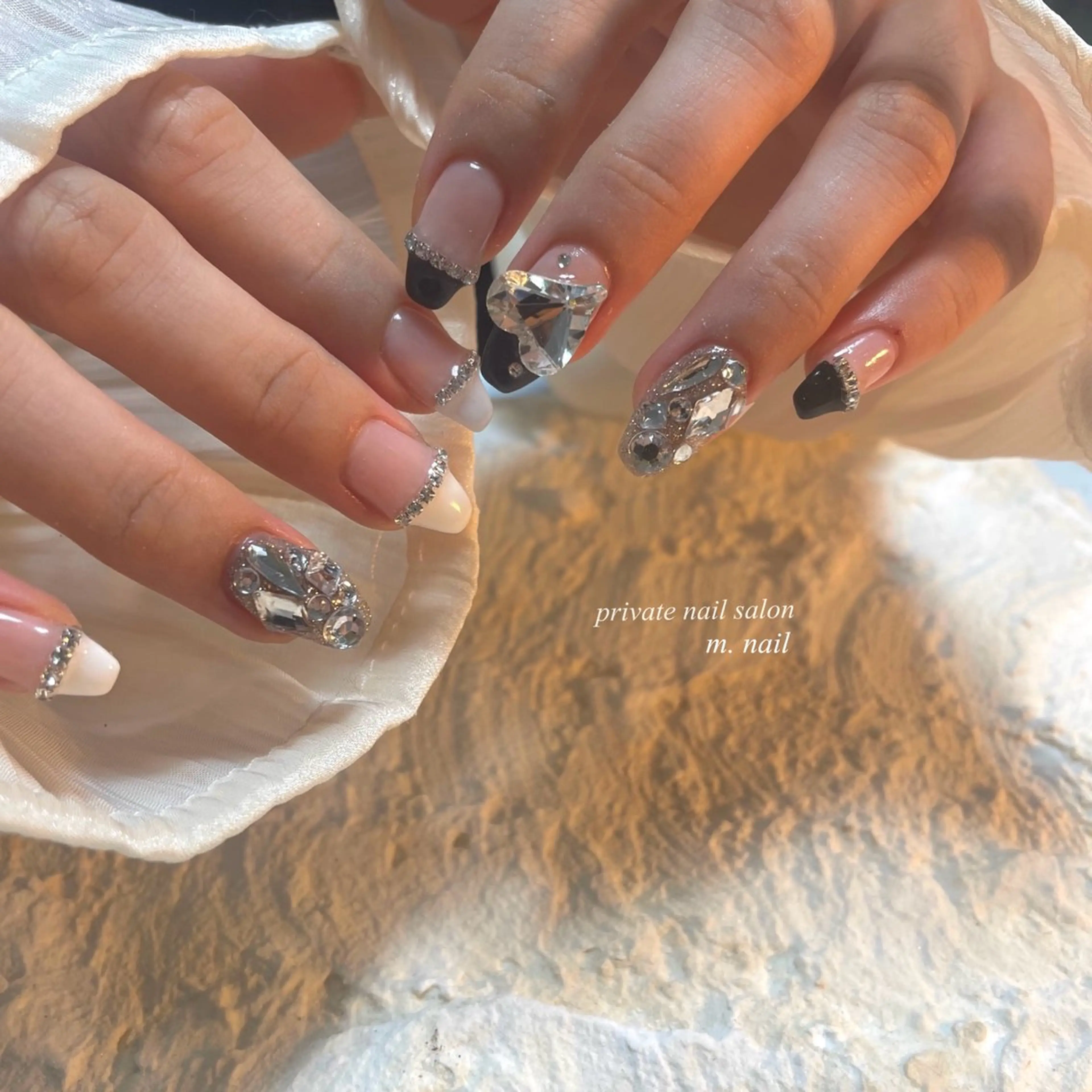 ネイル 韓国ネイル ワンホンネイル ハンドネイル m.nail salonのネイルデザイン