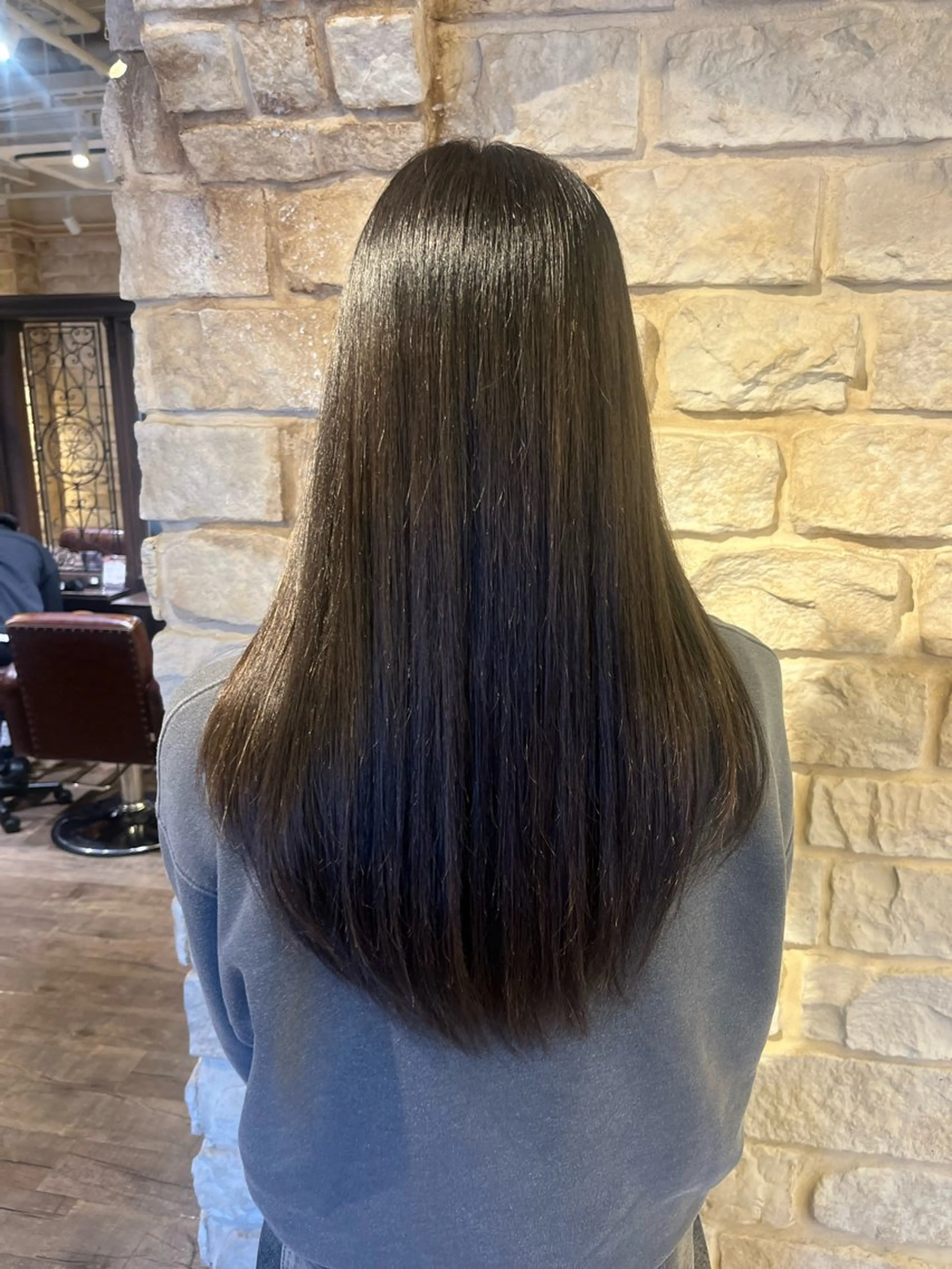 ロング ヘアカラー 透明感カラー🫧 ミクのヘアスタイル