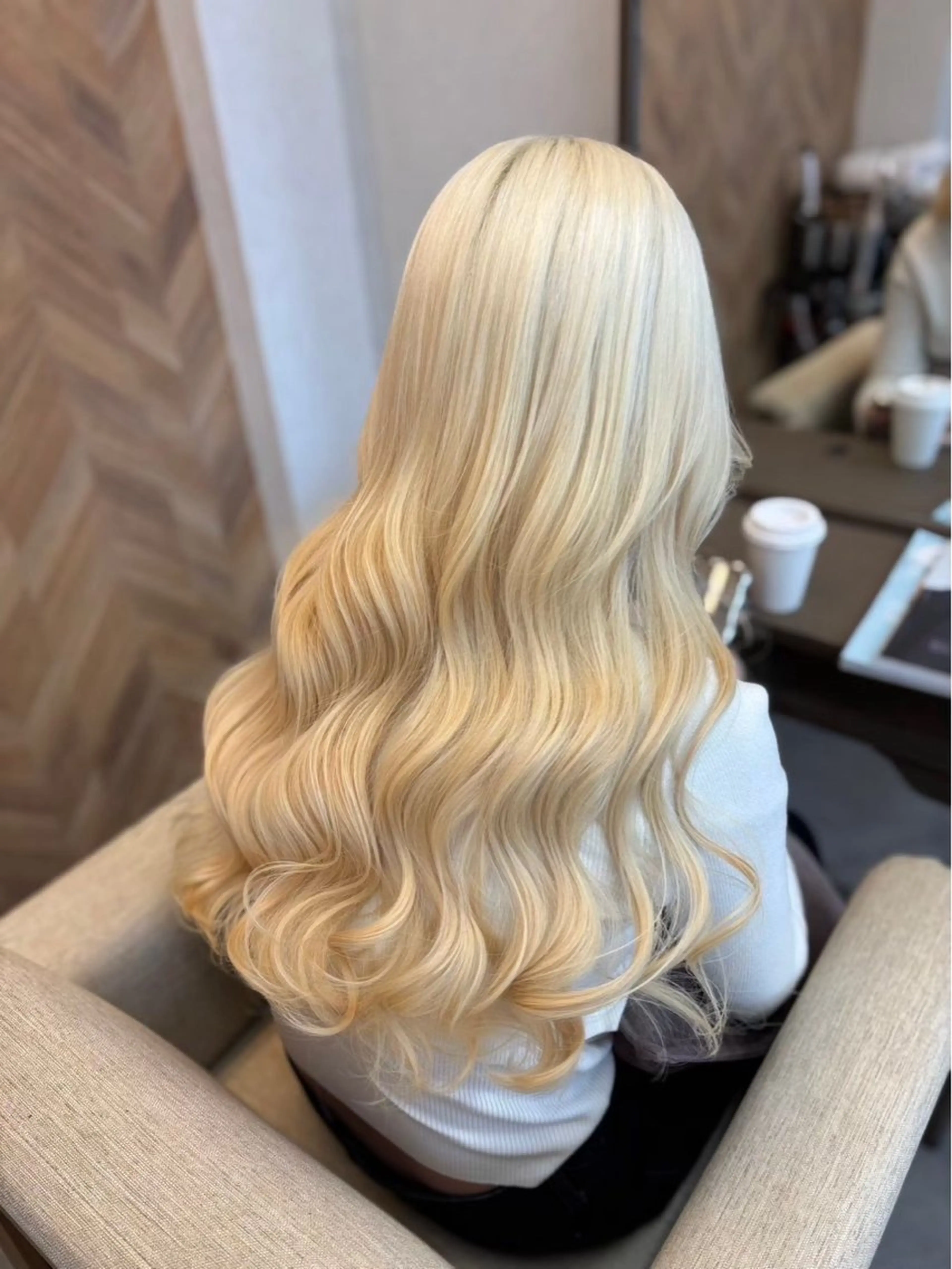 ロング カラー ヘアカラー 市森 心寧のヘアスタイル