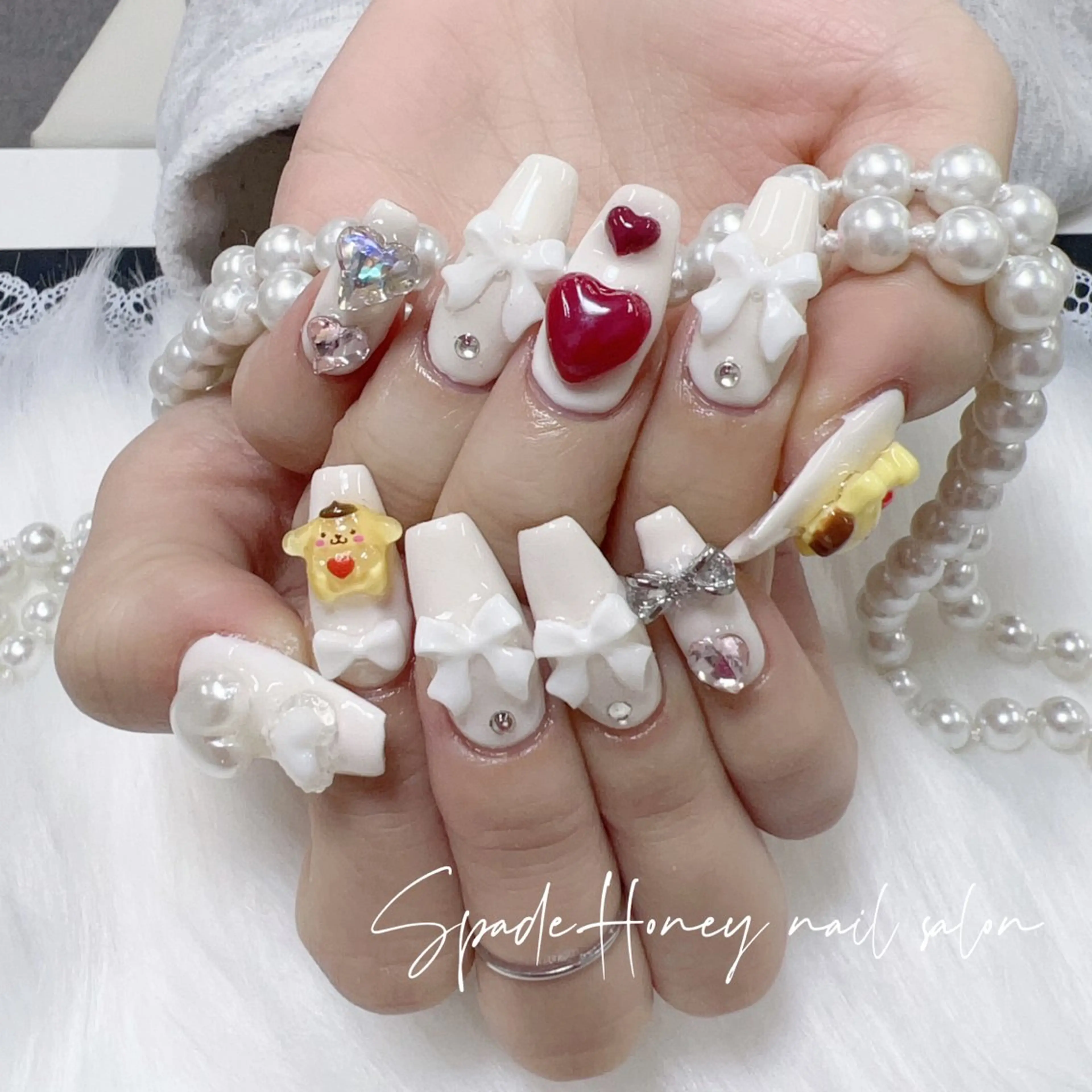 【1日1人限定】✨150分つけ放題　10本までシールパーツストーンok！地雷系/量産/ゴテゴテ💕の写真