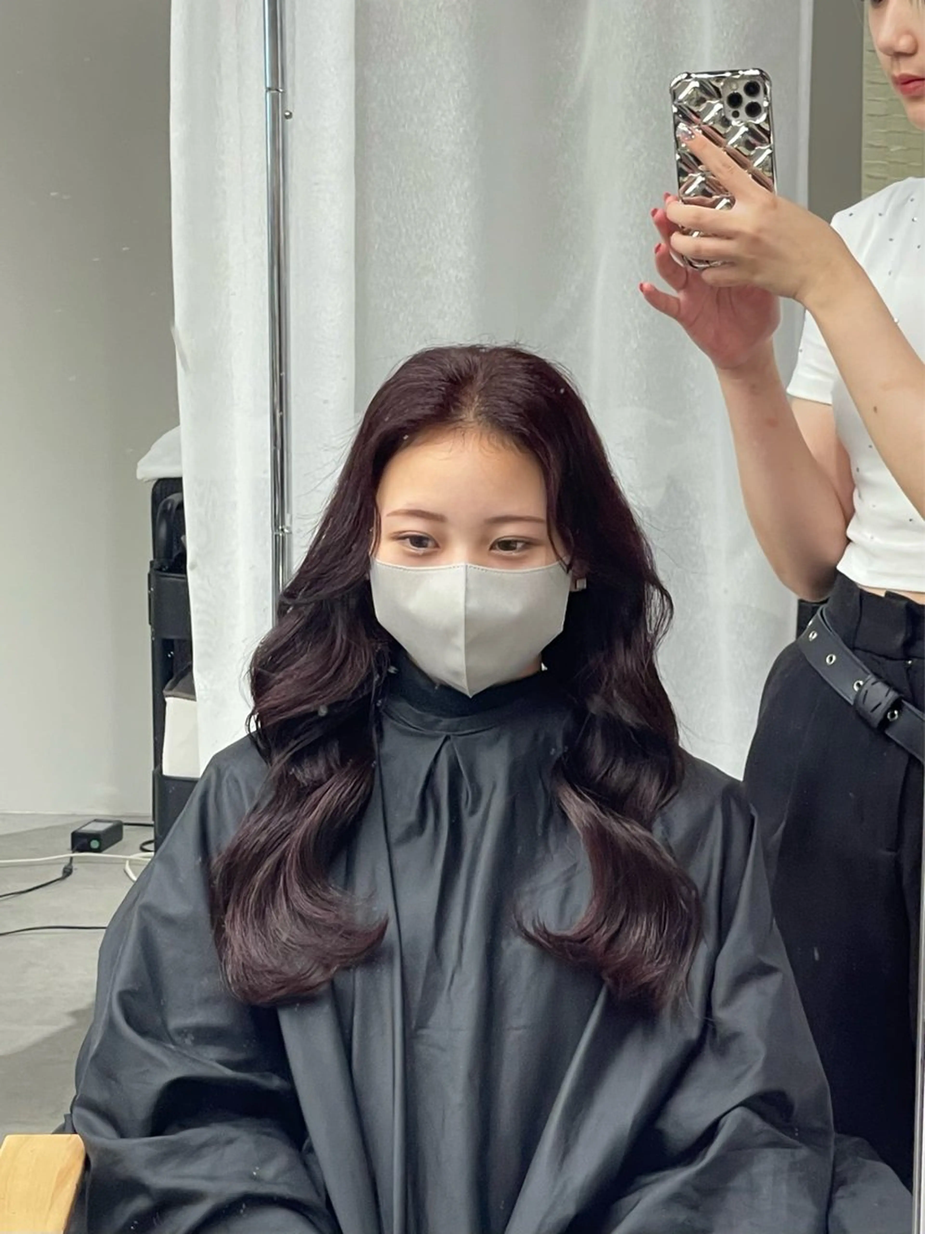 ロング カラー クルミ/ 💕ワンホンネイルのネイルデザイン