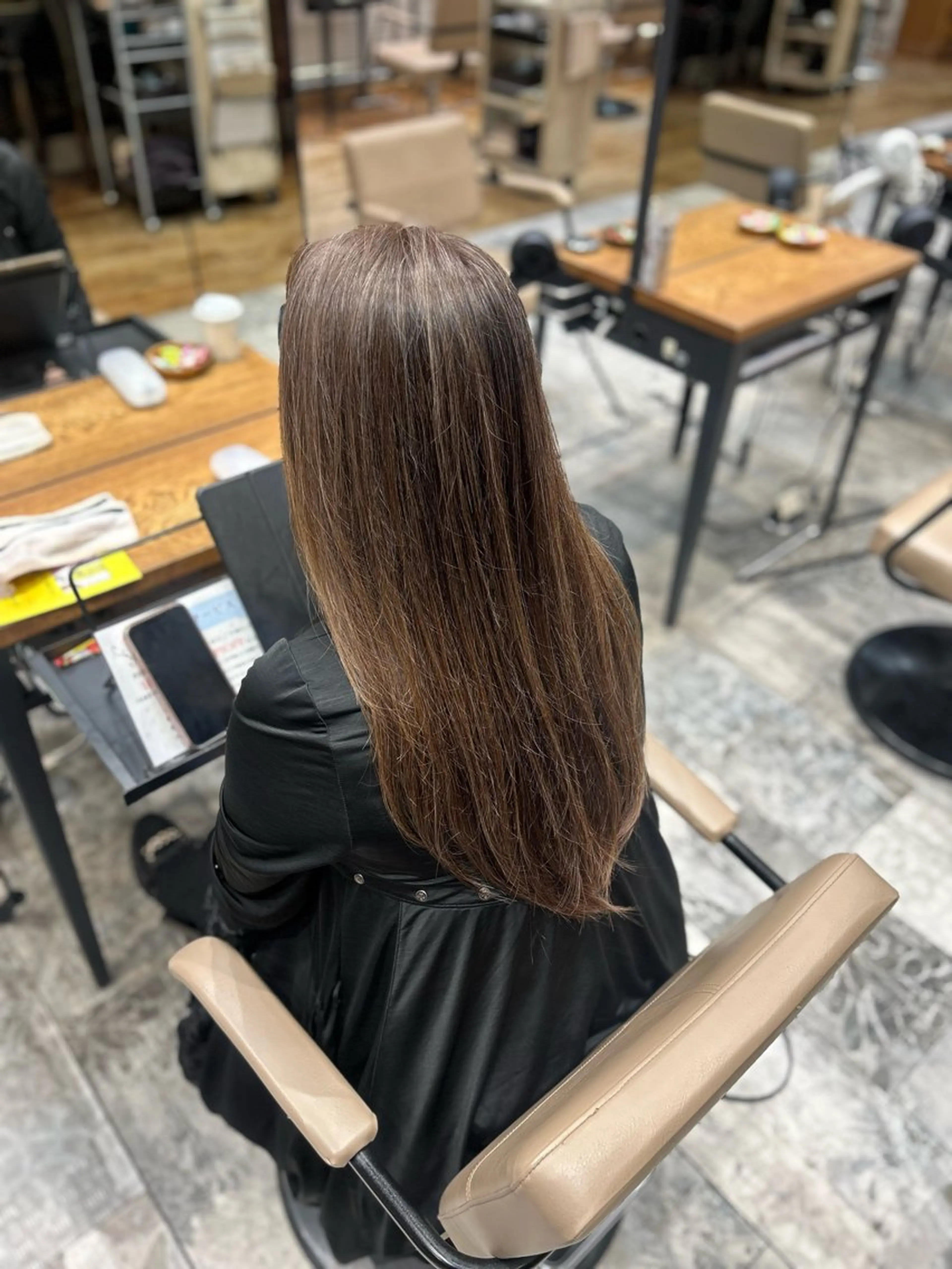 🩶白髪染め（ｸﾞﾚｰｶﾗｰ）限定🩶うる艶カラー＋AFLOATトリートメント💕⚠️条件あり詳細必読の写真