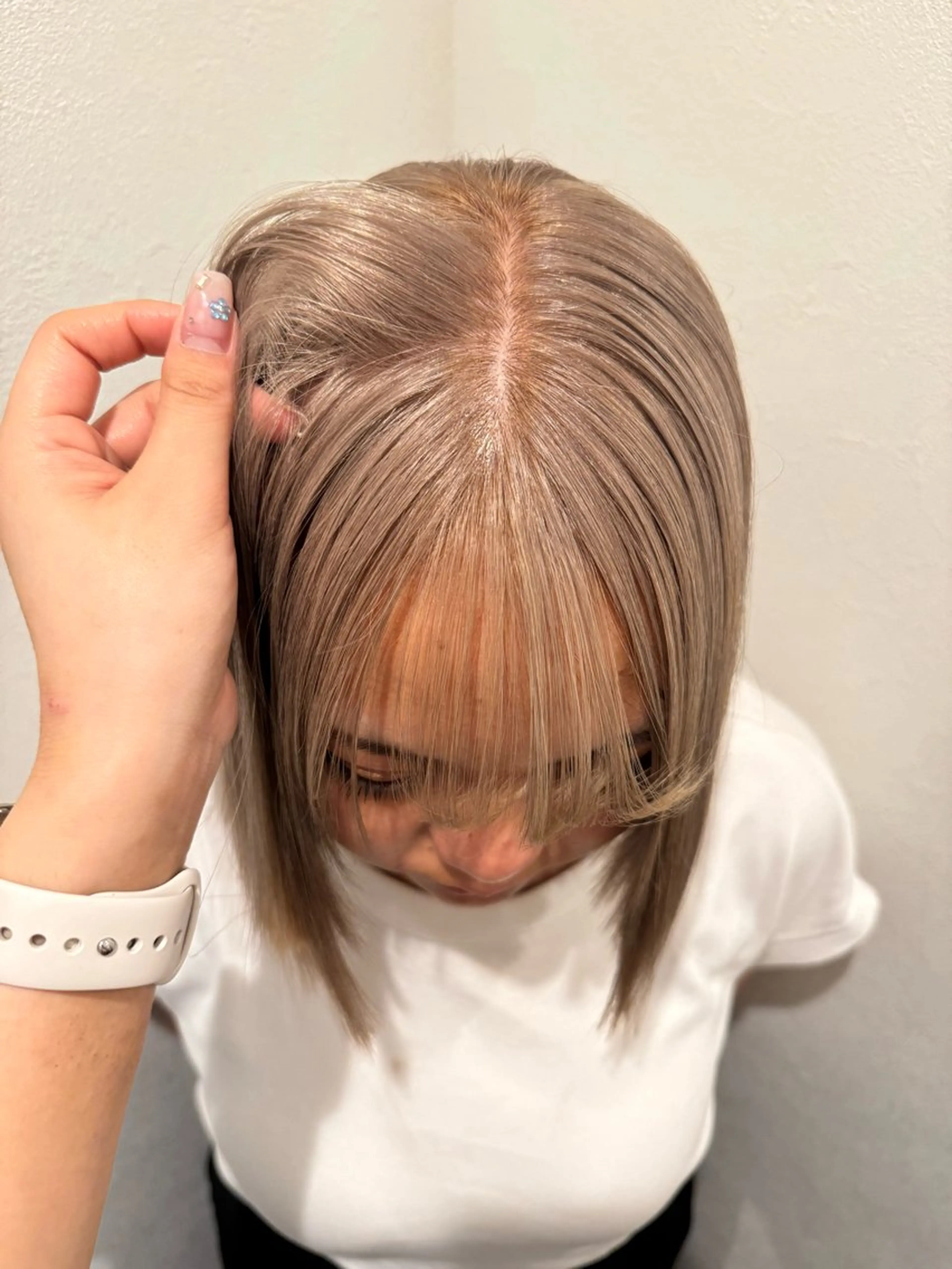 ショート ヘアカラー ハイトーン/ムラ修正 miyu🍒ྀིのヘアスタイル
