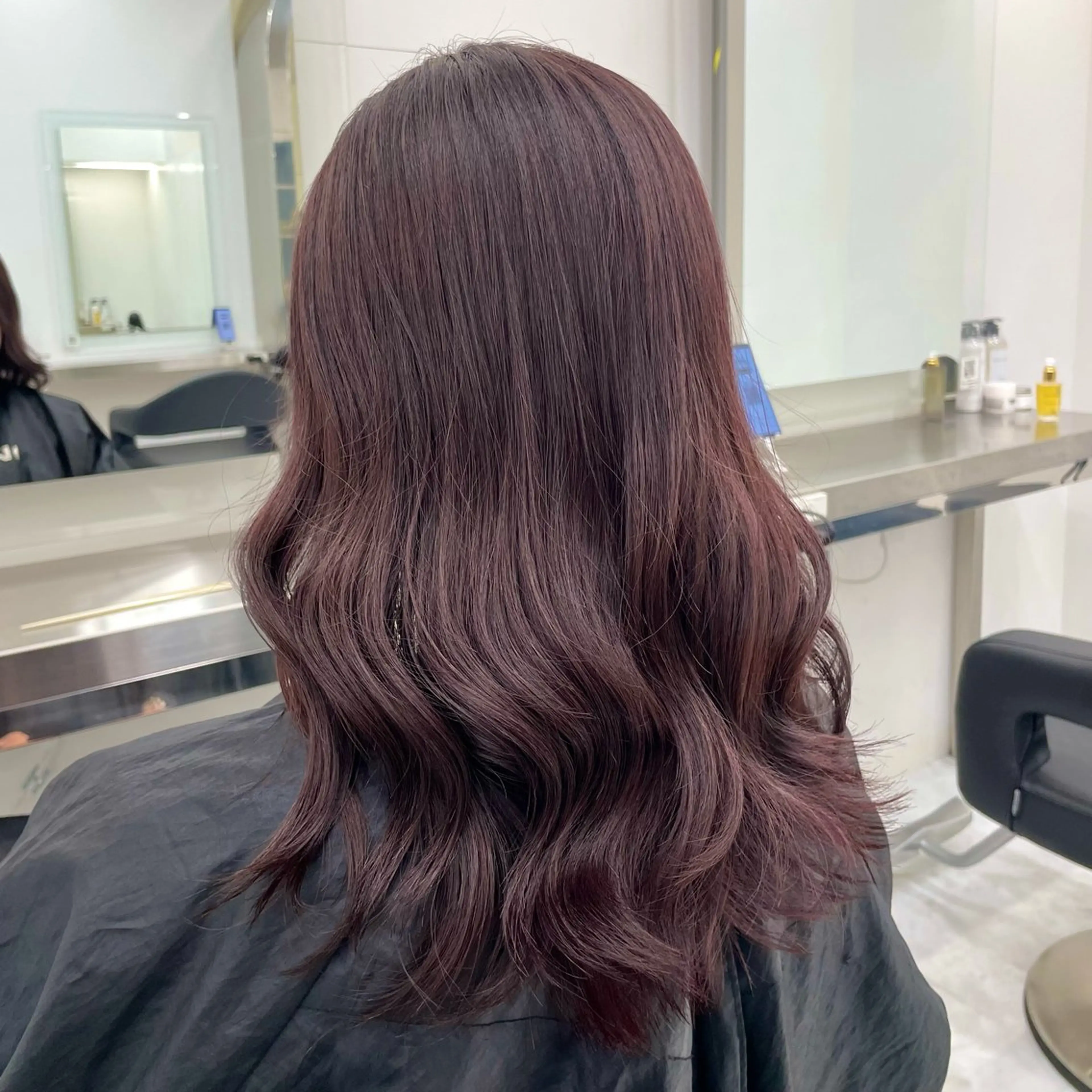 セミロング 🤎🎀ブリーチなし ピンクラベンダー🧸のヘアスタイル