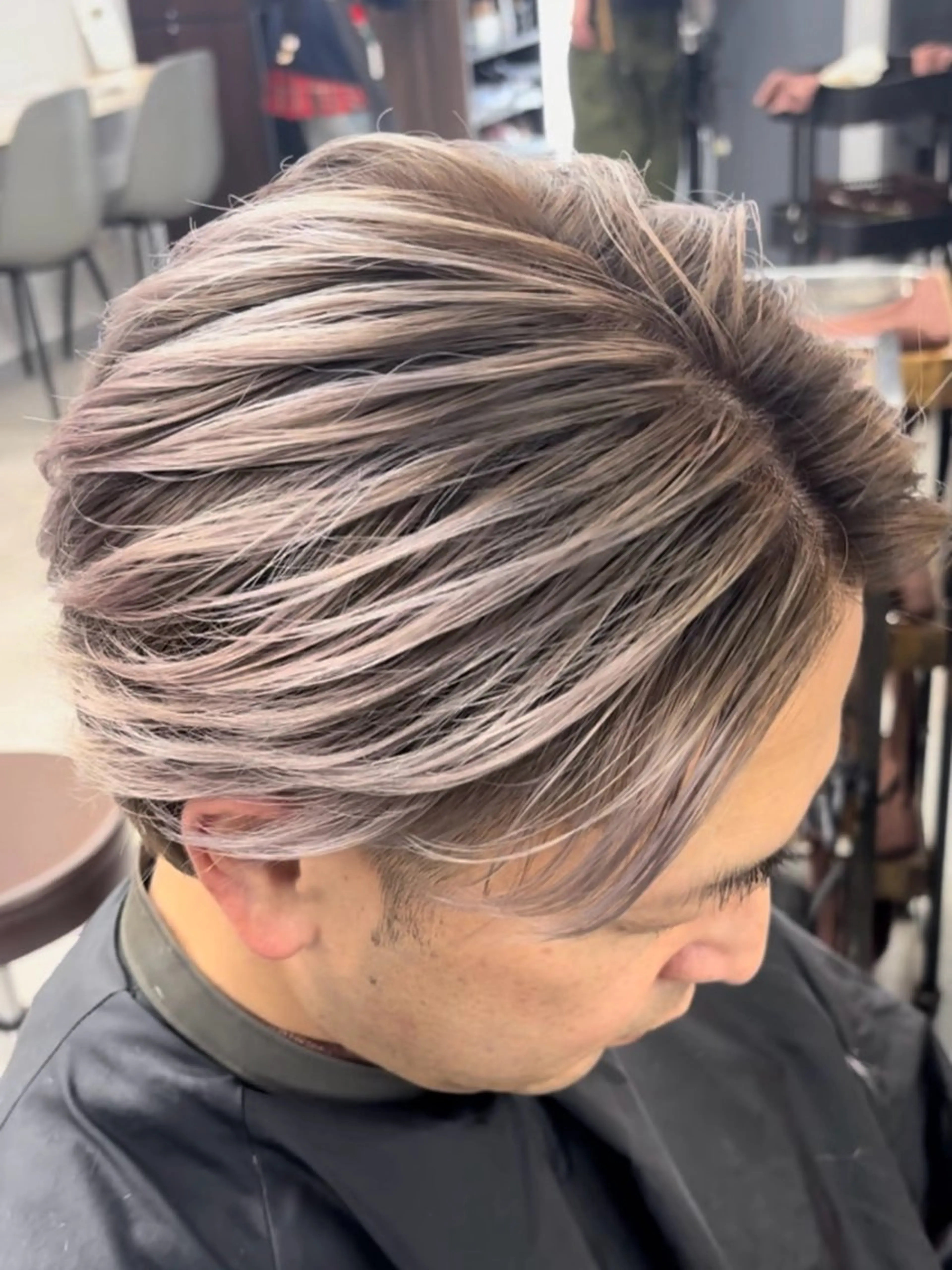 メンズ限定　ブリーチ+ダブルカラー＋カットの写真