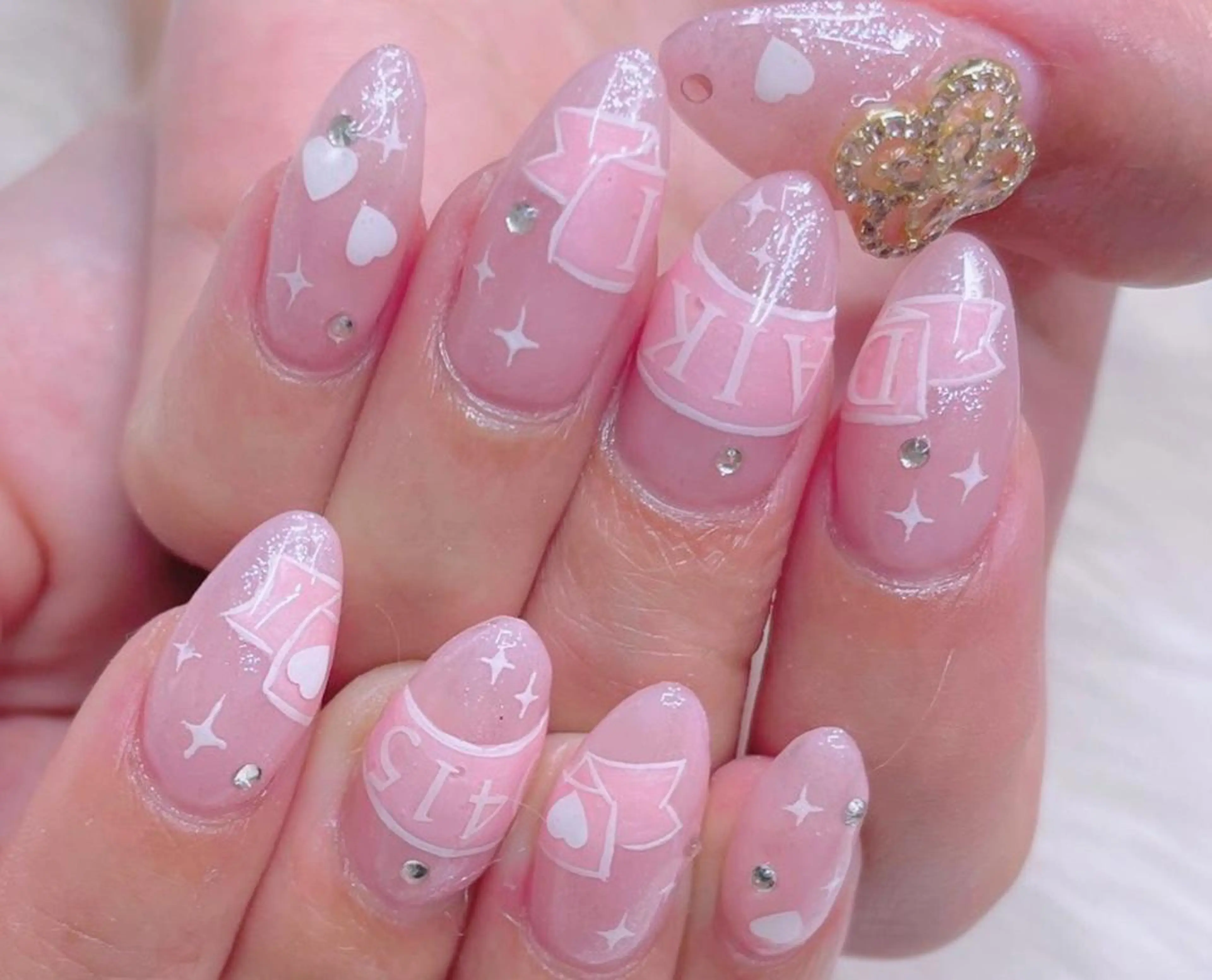 ネイル 成人式 スカルプネイル NAILSGOGO shibuyaのネイルデザイン
