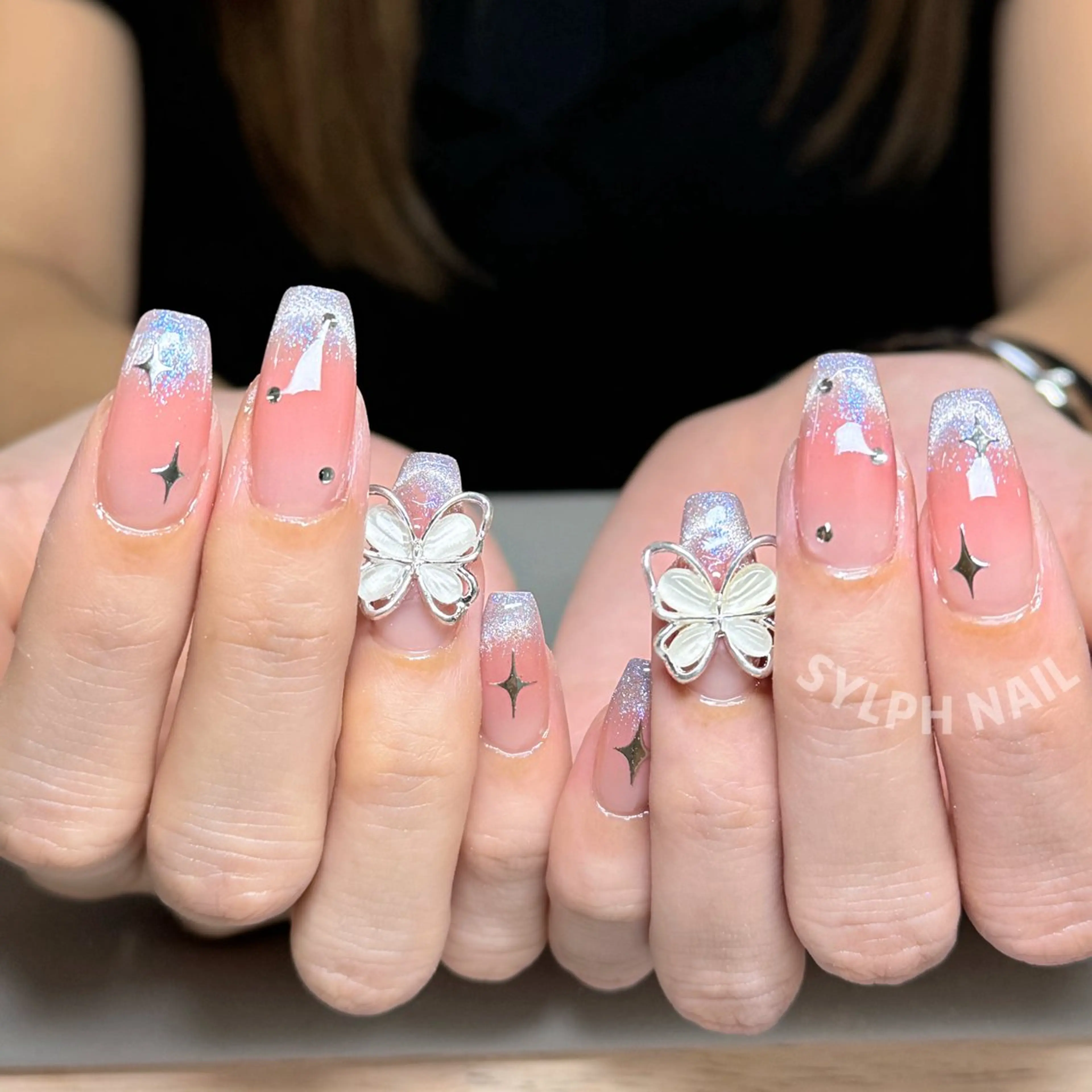 ネイル ハンドネイル Trend Nail シルフのネイルデザイン