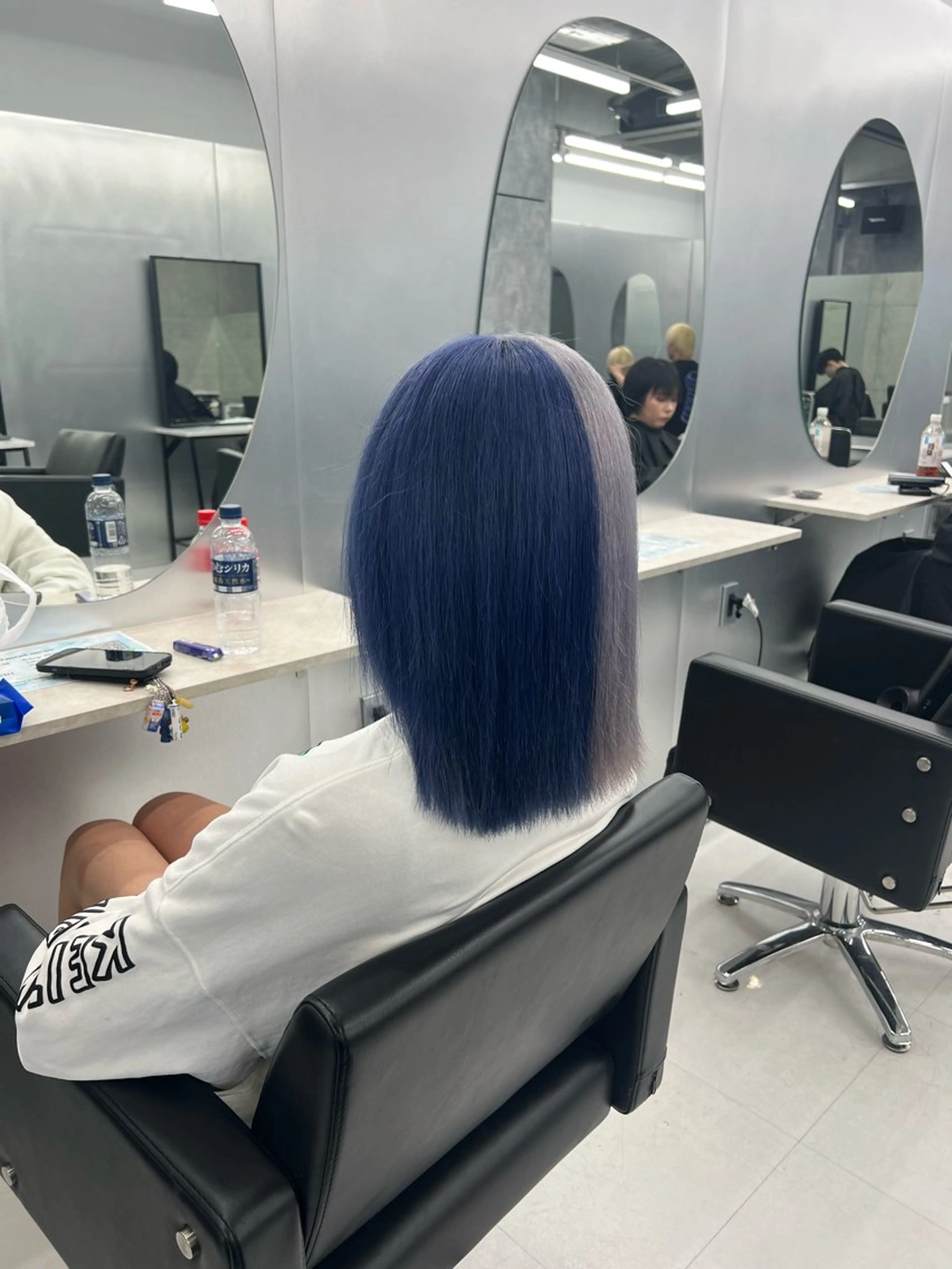 ミディアム カラー ヘアカラー トリートメント ヘアセット 👑高評価多数エク ステ×ハイトーン唯澄のヘアスタイル