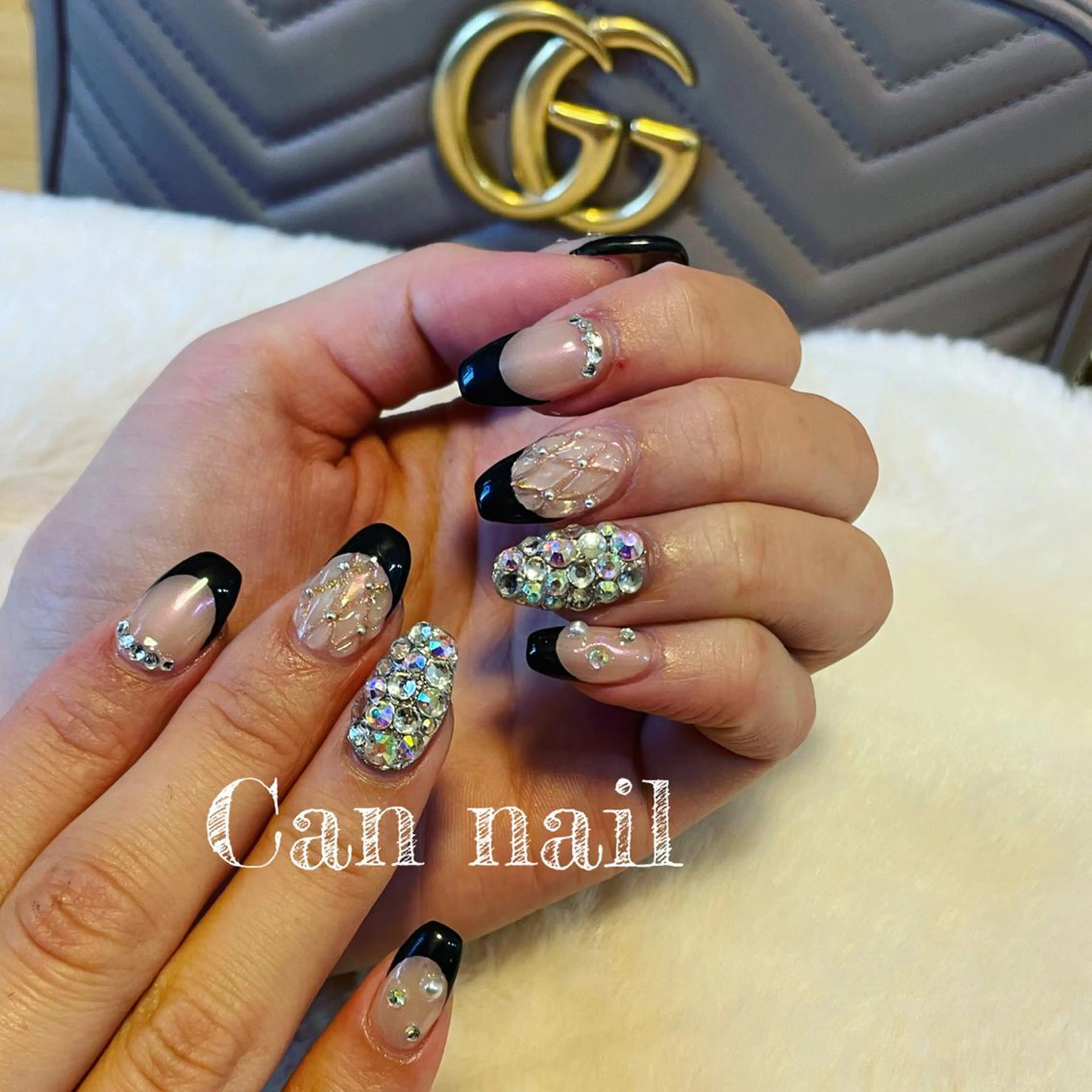 セミロング ネイル Parfum パルファンのネイルデザイン