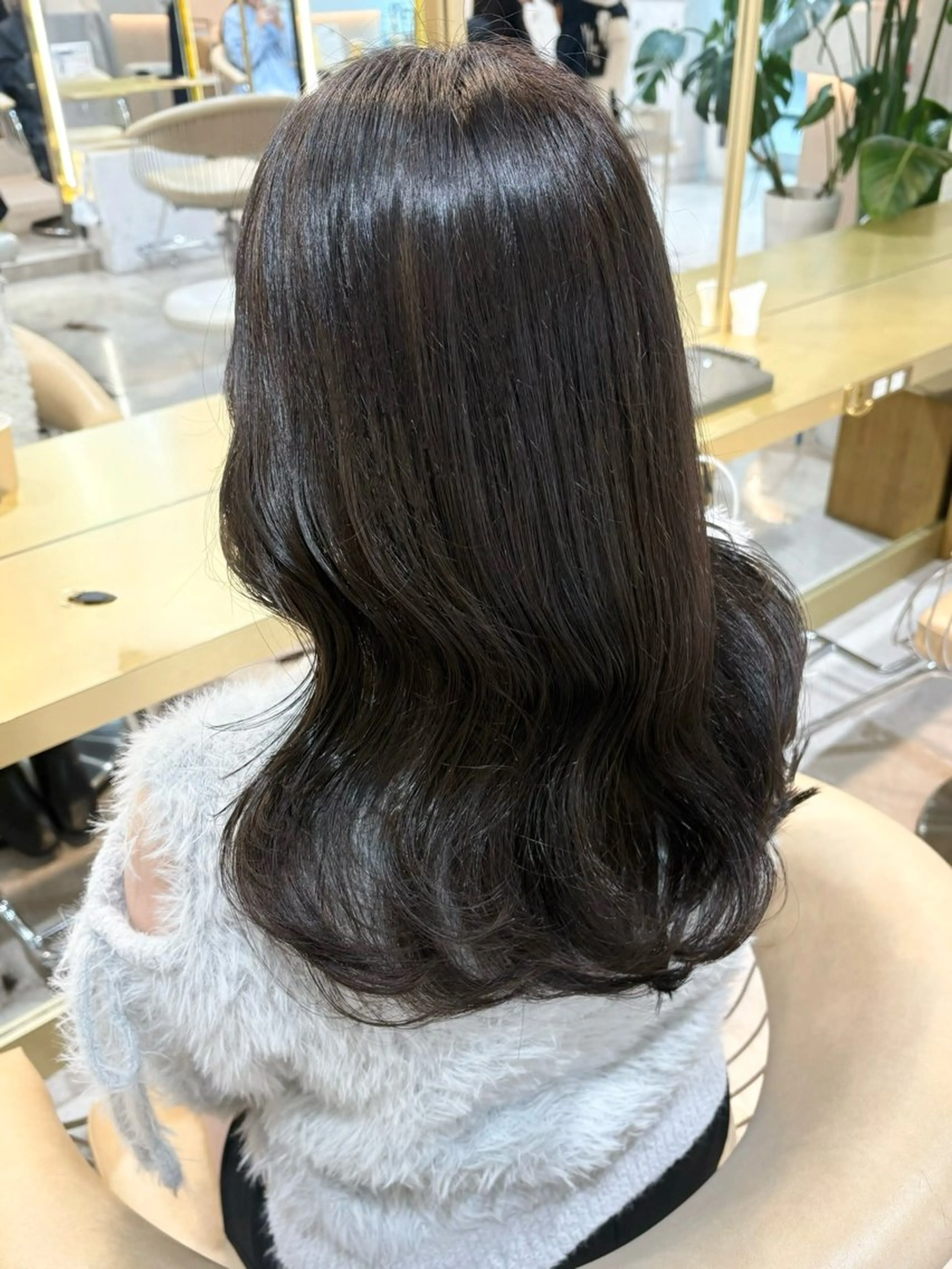 セミロング カラー カット ヘアカラー トリートメント moeka レイヤー /艶カラー/韓国のヘアスタイル