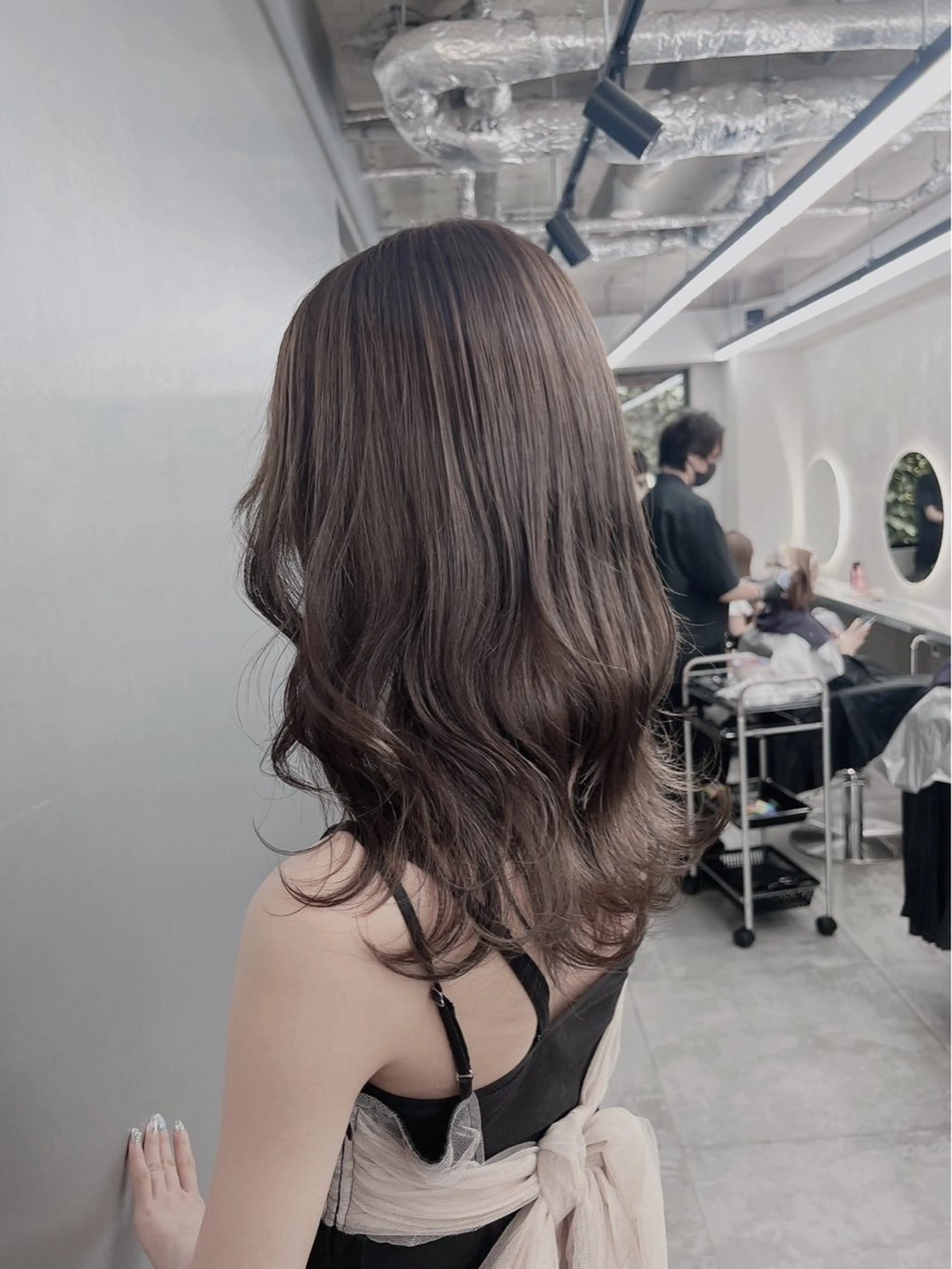 ロング ヘアカラー トリートメント ベージュ/グレージュ 🧸あやか/表参道のヘアスタイル