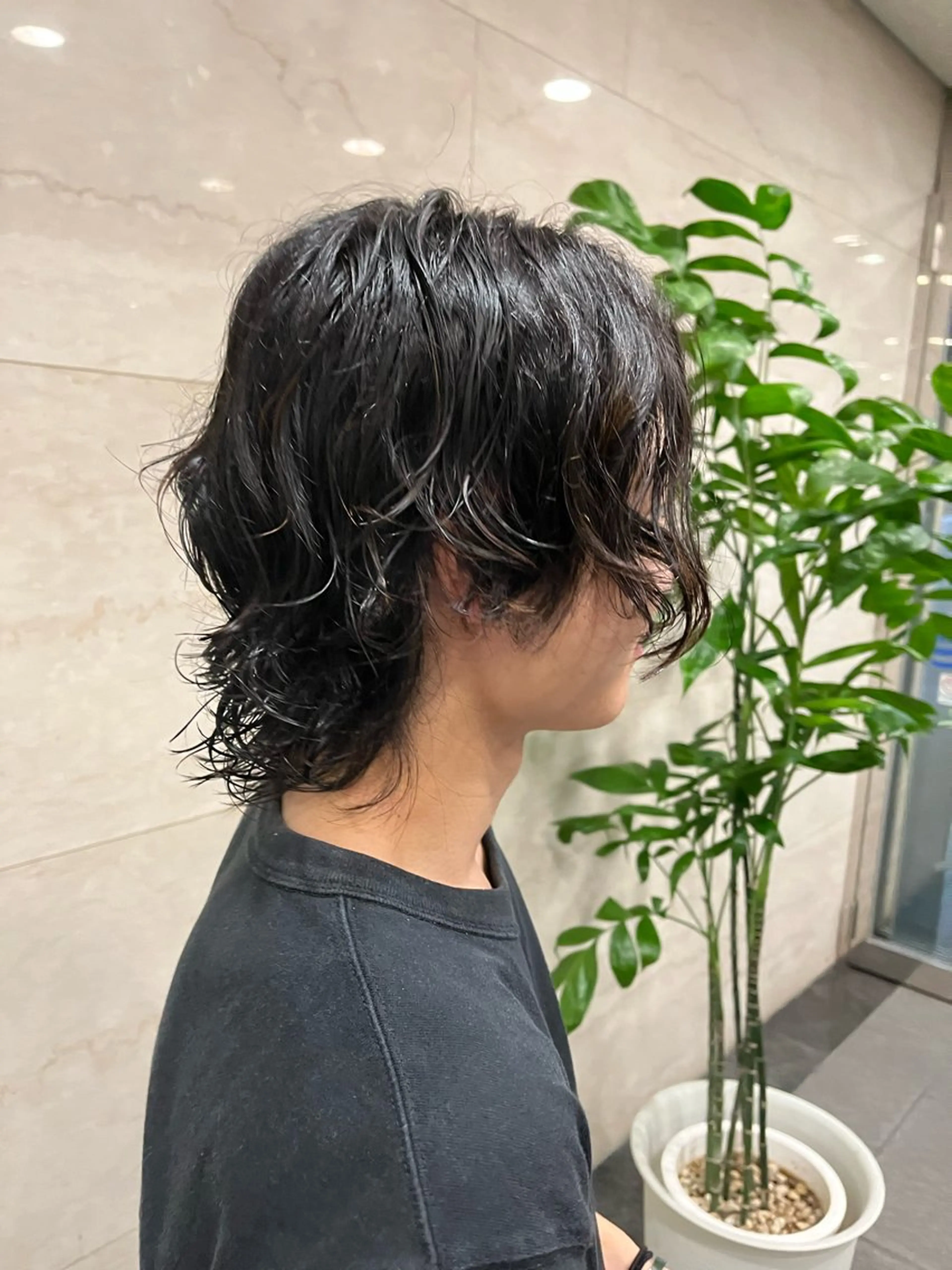 メンズ メンズウルフカット ウルフカット えんぐちとも／透明感 カラー／博多ボブのヘアスタイル